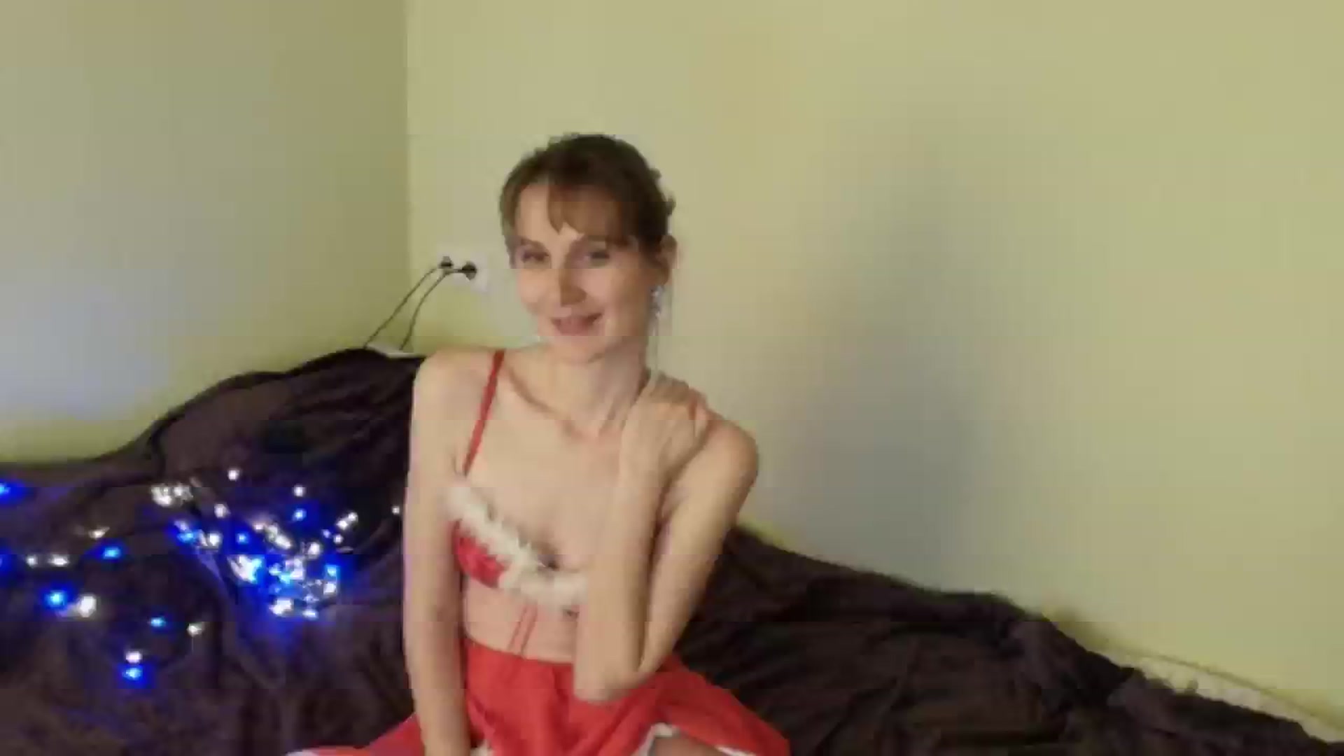 Gallery image thumbnail from HalynatheBest's myfreecams stream on, 12/22/2025, 20:27 image 1 of 20