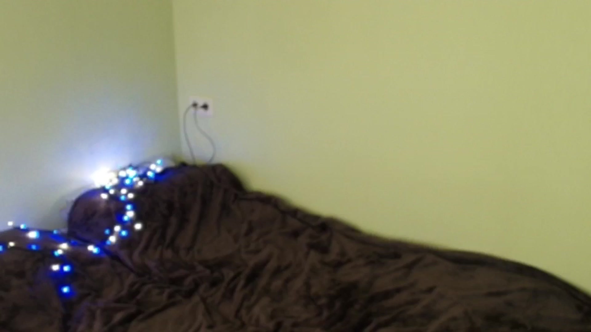 Gallery image thumbnail from HalynatheBest's myfreecams stream on, 12/25/2025, 21:18 image 8 of 20