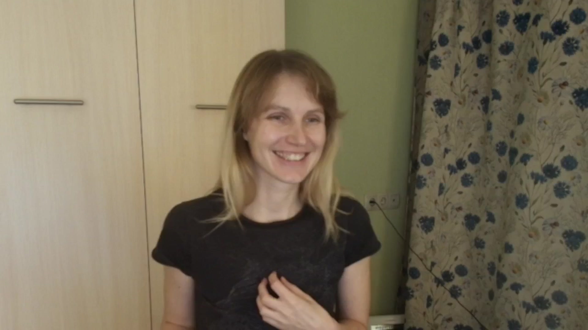 Gallery image thumbnail from HalynatheBest's myfreecams stream on, 02/14/2026, 21:02 image 10 of 20