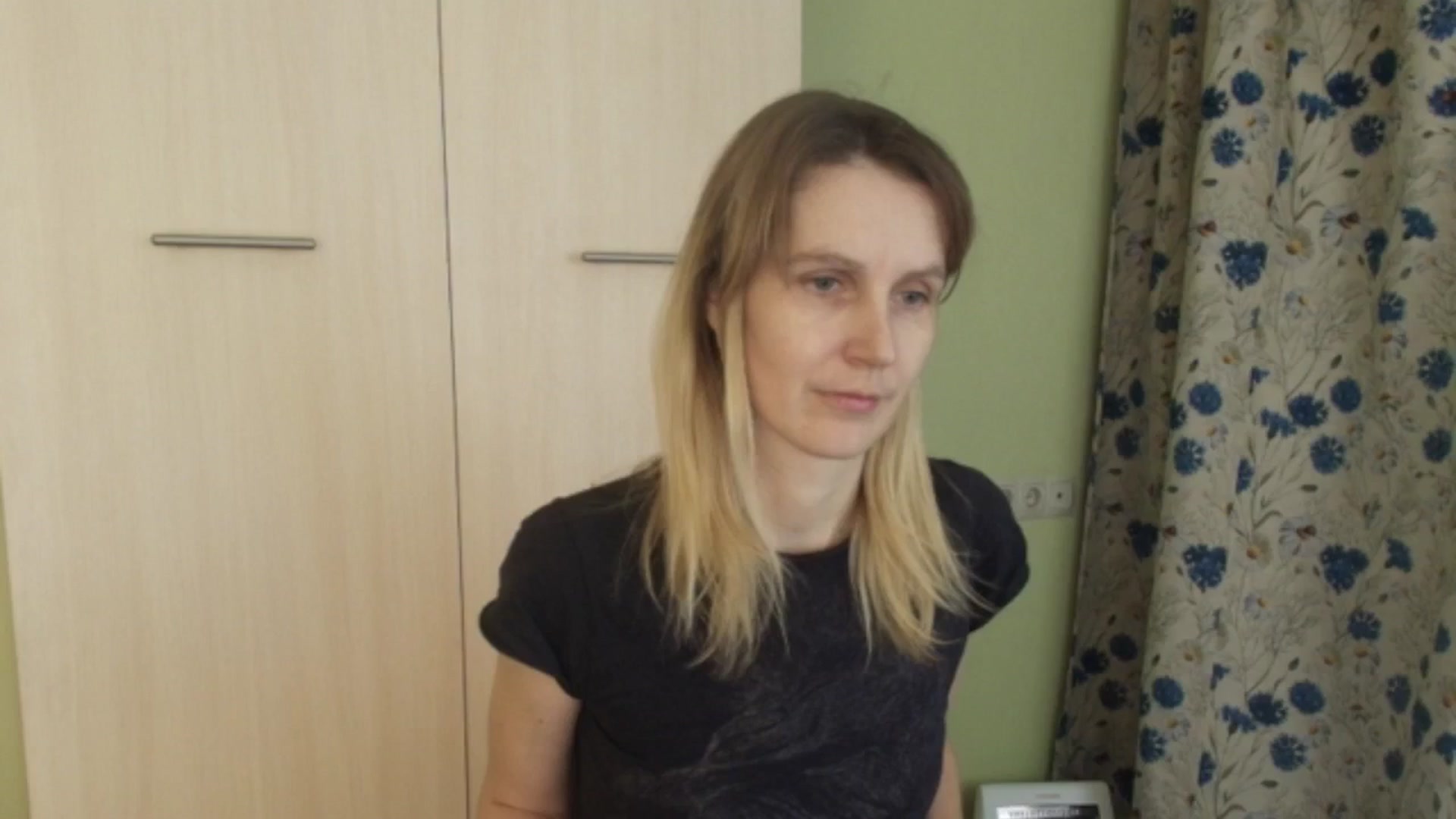 Gallery image thumbnail from HalynatheBest's myfreecams stream on, 02/18/2026, 20:56 image 9 of 20