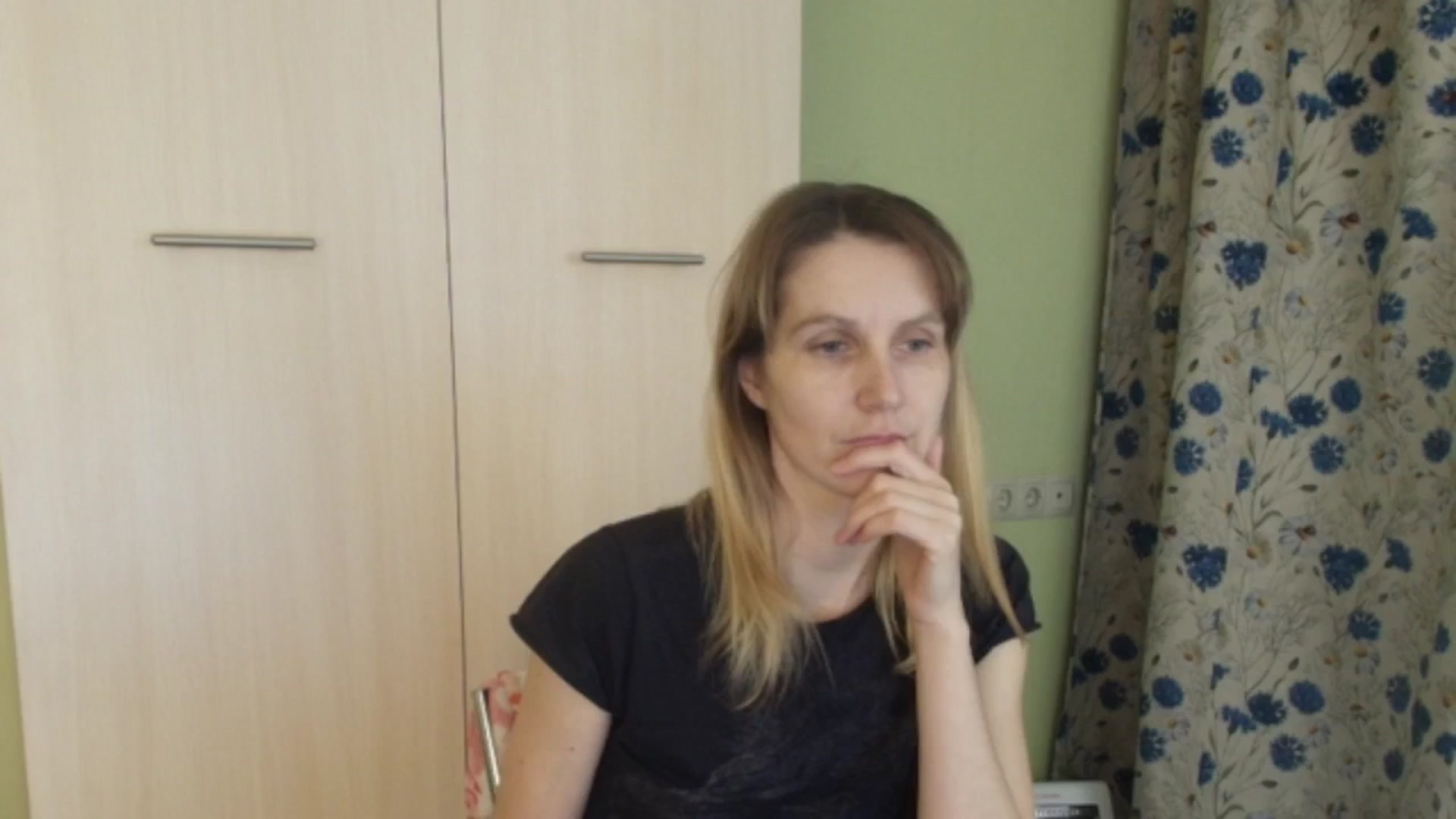 Gallery image thumbnail from HalynatheBest's myfreecams stream on, 02/18/2026, 20:56 image 7 of 20