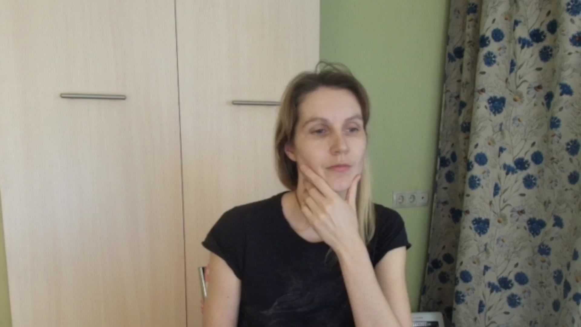Gallery image thumbnail from HalynatheBest's myfreecams stream on, 02/18/2026, 20:56 image 15 of 20