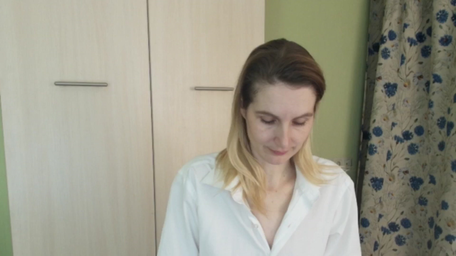 Gallery image thumbnail from HalynatheBest's myfreecams stream on, 02/25/2026, 21:32 image 5 of 20