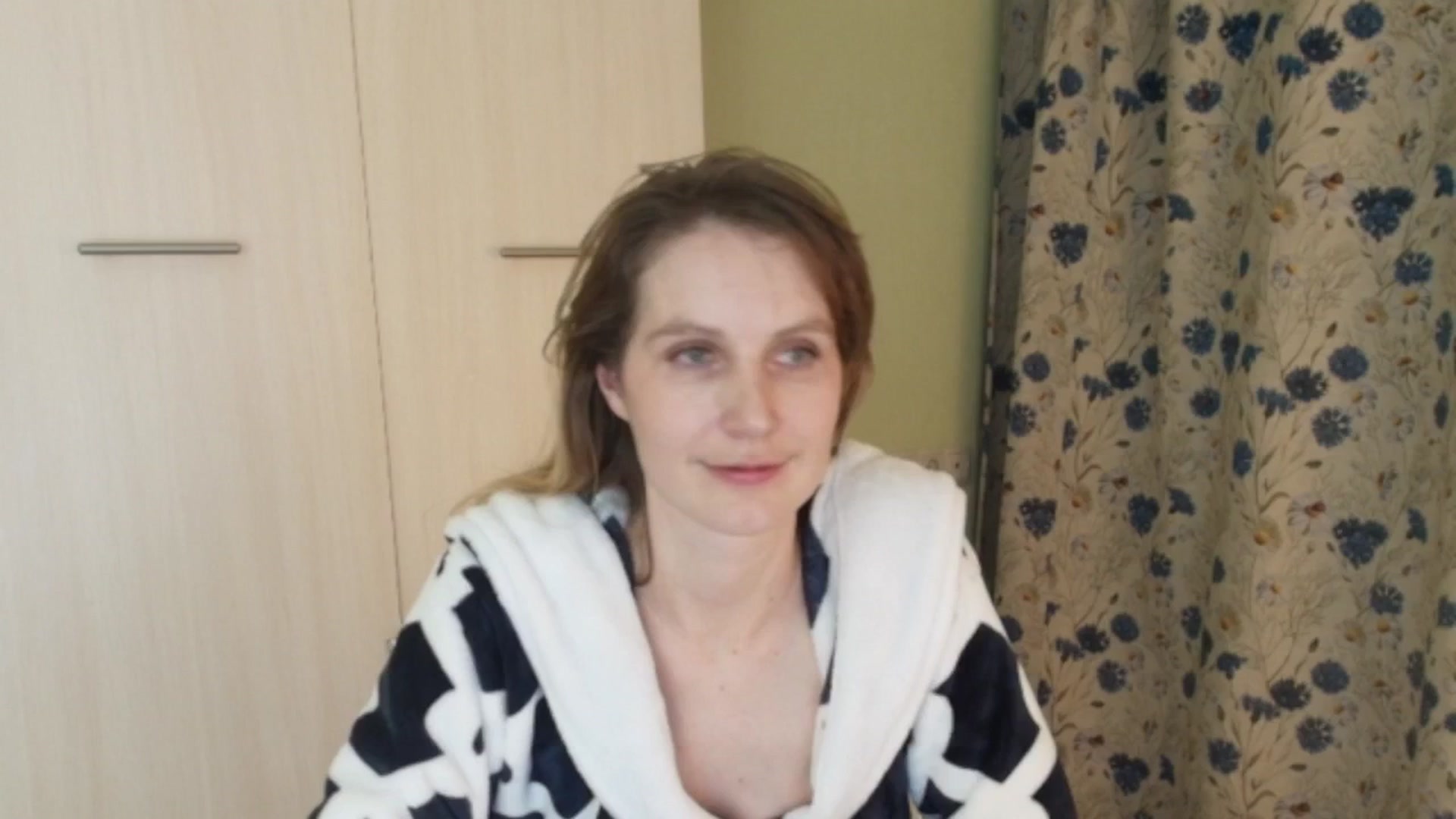 Gallery image thumbnail from HalynatheBest's myfreecams stream on, 03/09/2026, 21:36 image 14 of 20