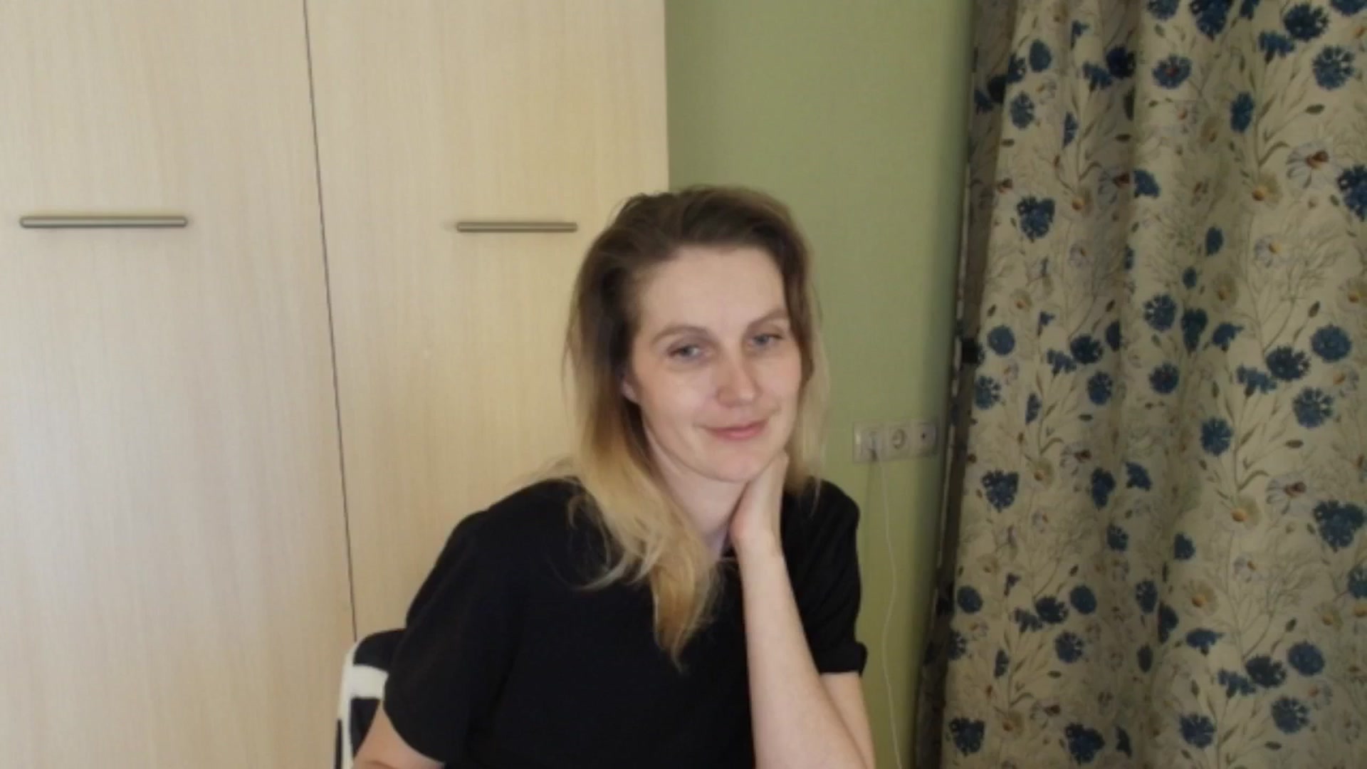 Gallery image thumbnail from HalynatheBest's myfreecams stream on, 03/11/2026, 20:57 image 13 of 20