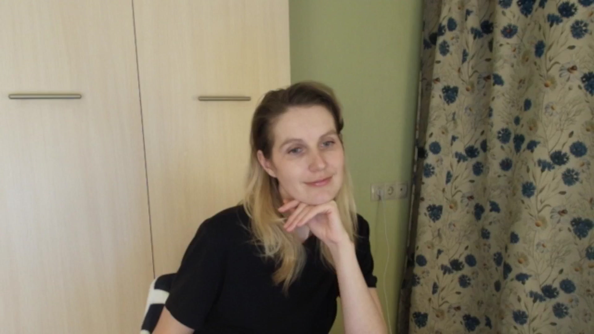 Gallery image thumbnail from HalynatheBest's myfreecams stream on, 03/11/2026, 20:57 image 18 of 20