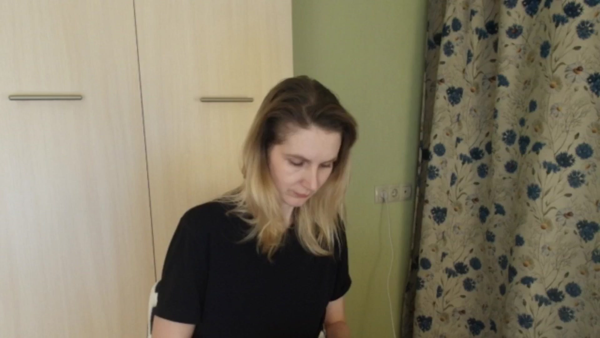 Gallery image thumbnail from HalynatheBest's myfreecams stream on, 03/11/2026, 20:57 image 15 of 20