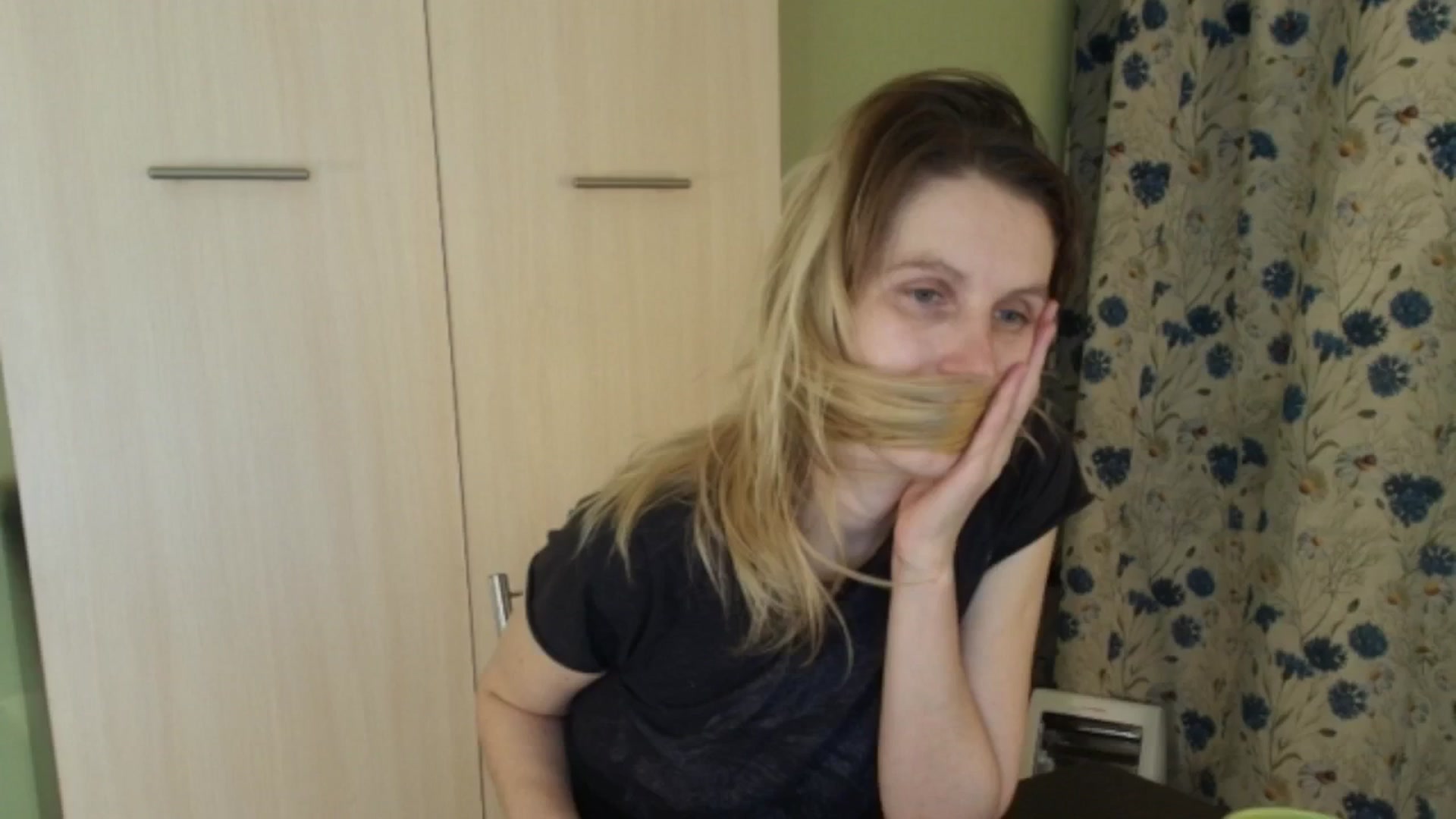 Gallery image thumbnail from HalynatheBest's myfreecams stream on, 03/16/2026, 20:09 image 7 of 20