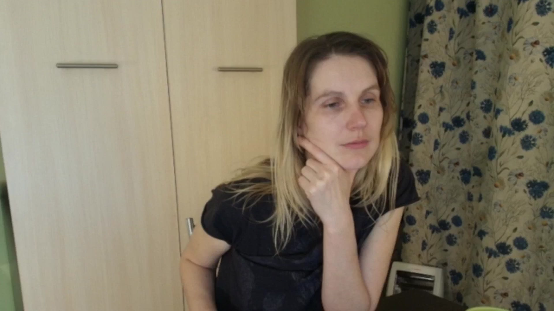Gallery image thumbnail from HalynatheBest's myfreecams stream on, 03/16/2026, 20:09 image 6 of 20