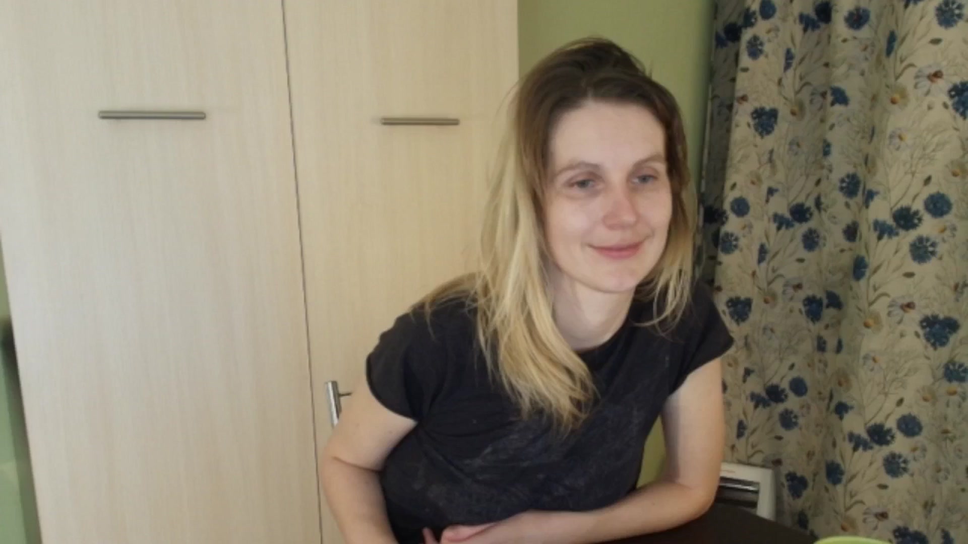 Gallery image thumbnail from HalynatheBest's myfreecams stream on, 03/16/2026, 20:09 image 8 of 20