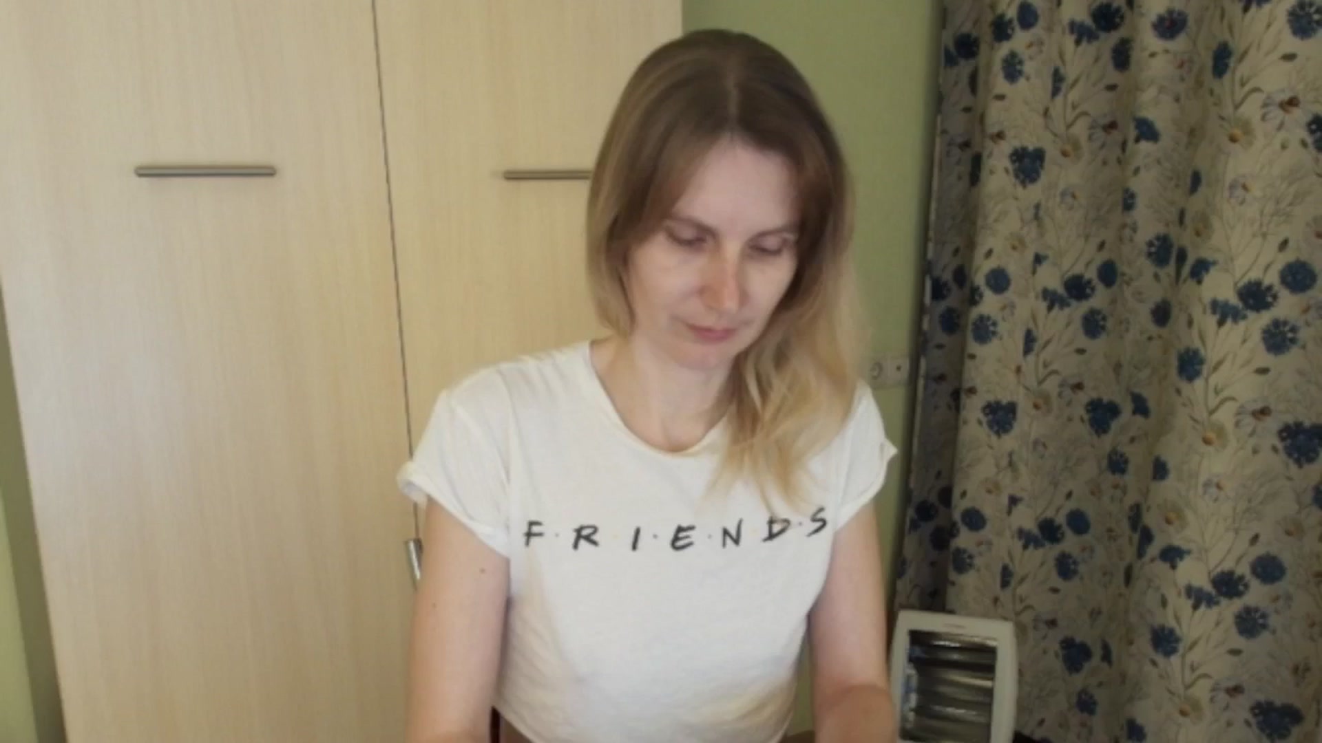 Gallery image thumbnail from HalynatheBest's myfreecams stream on, 03/21/2026, 20:57 image 11 of 20