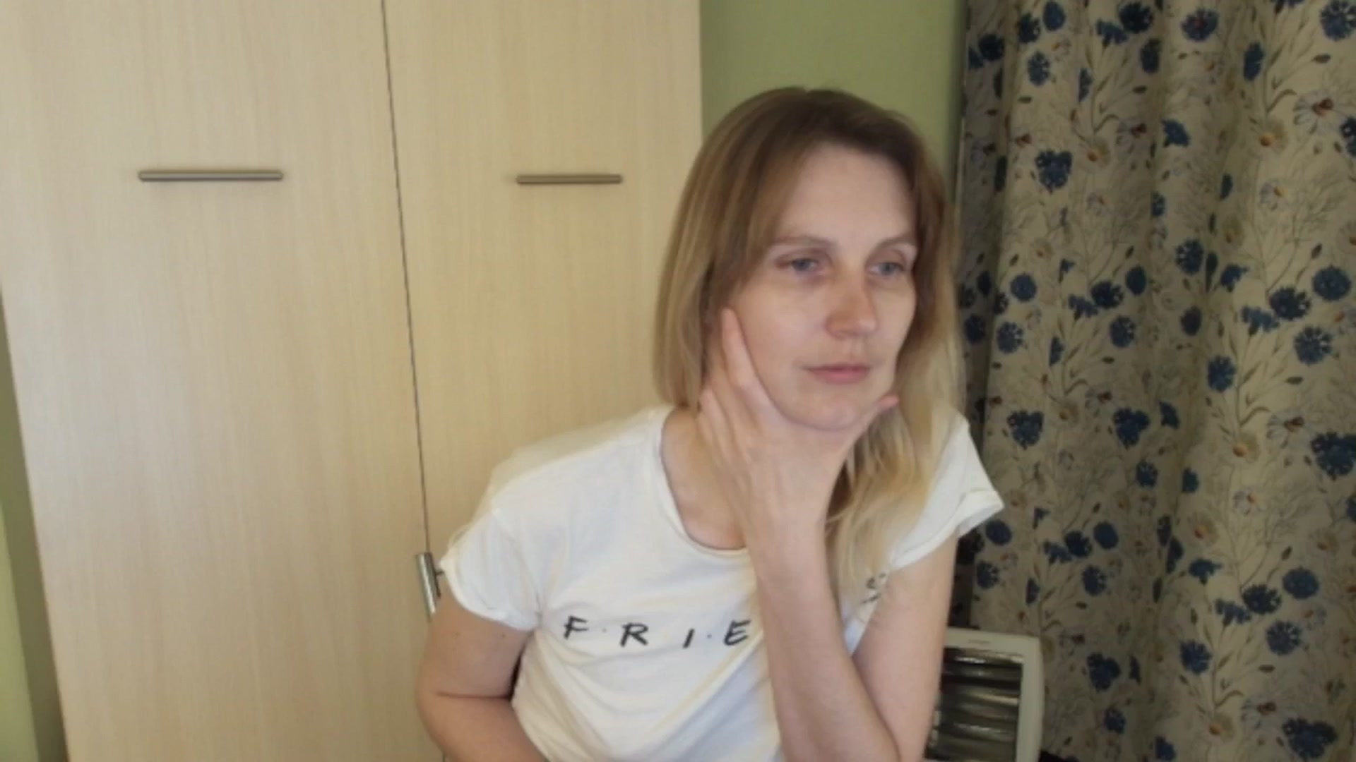 Gallery image thumbnail from HalynatheBest's myfreecams stream on, 03/21/2026, 20:57 image 12 of 20