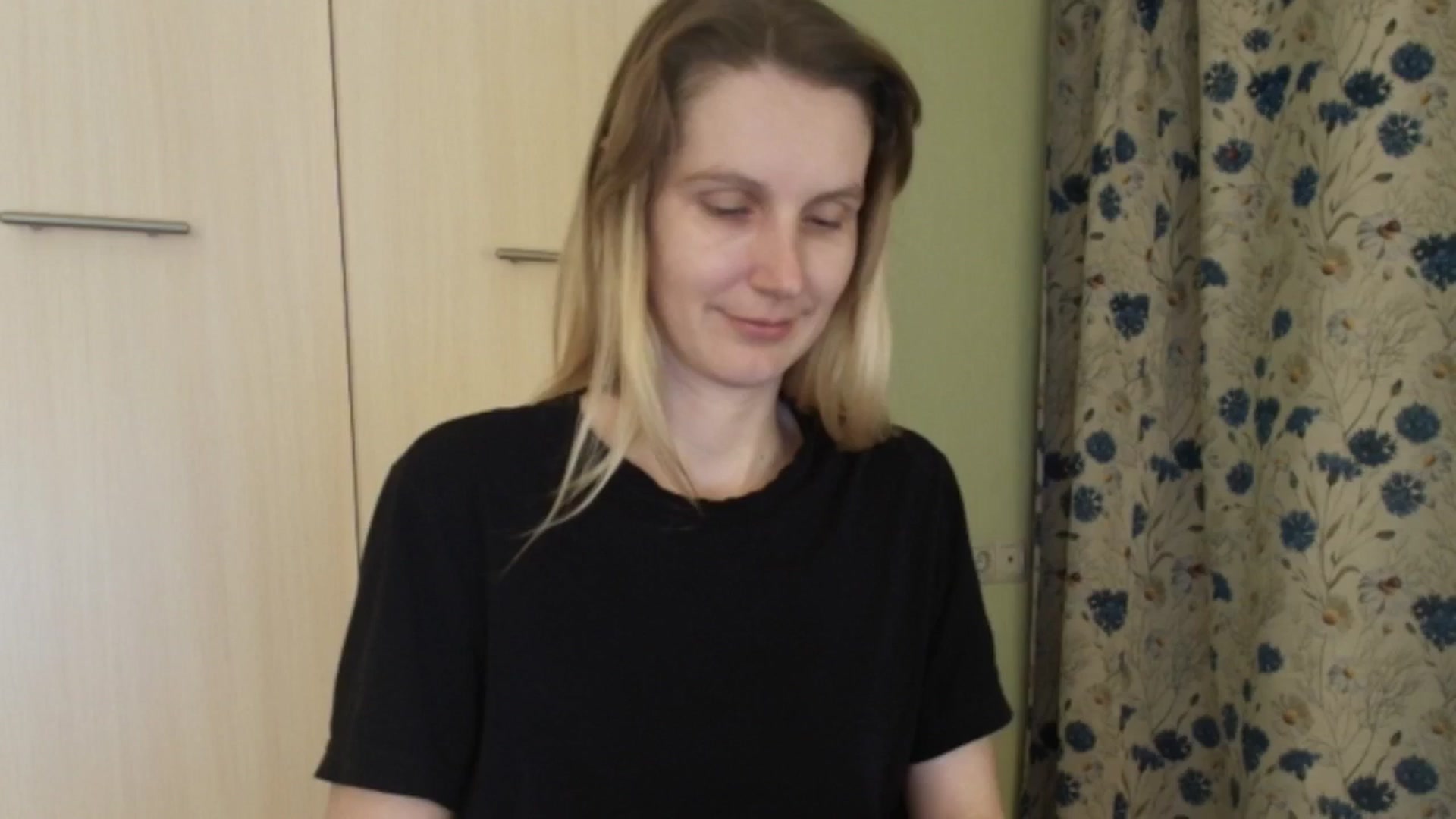 Gallery image thumbnail from HalynatheBest's myfreecams stream on, 03/23/2026, 20:16 image 14 of 20