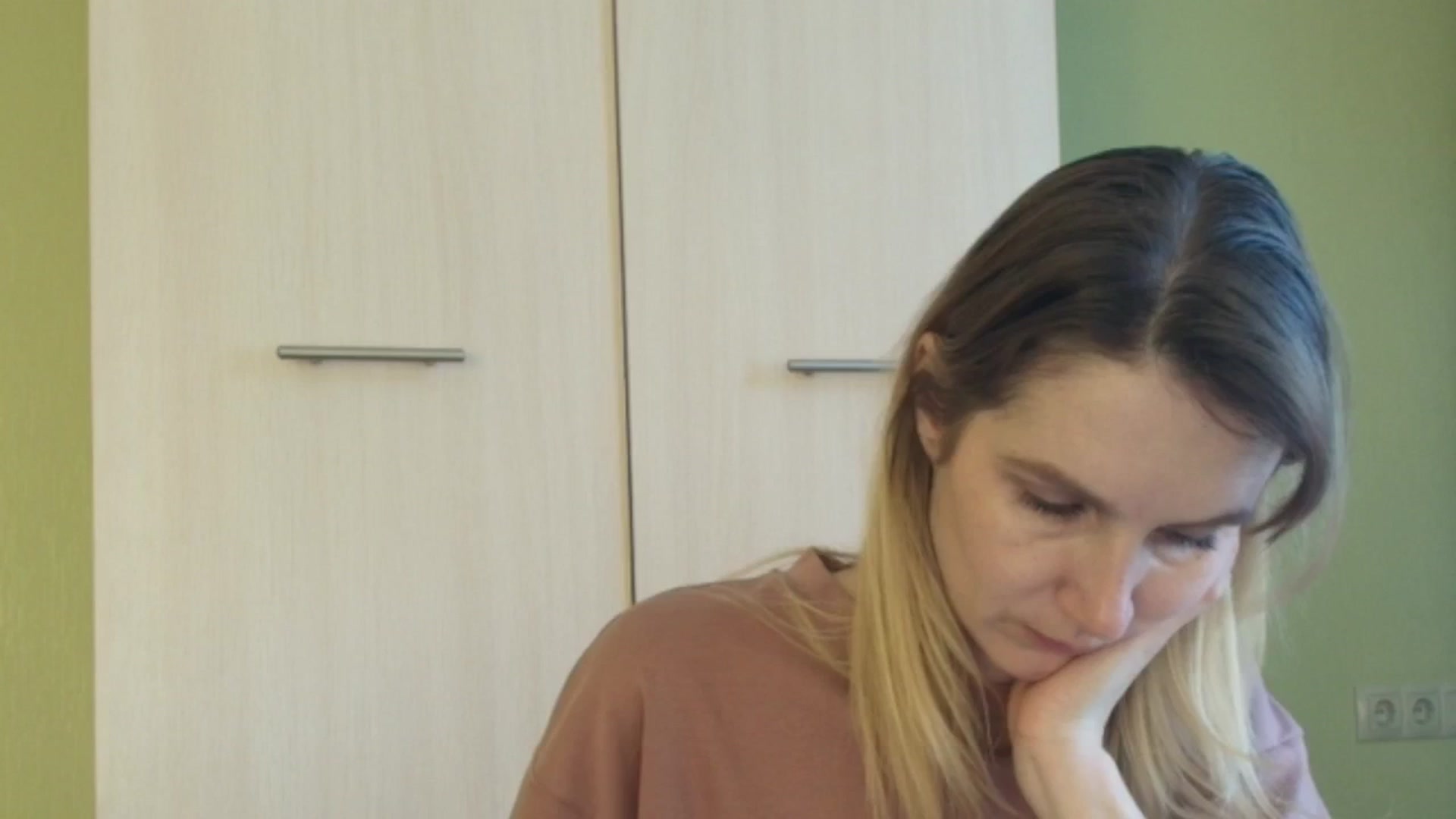 Gallery image thumbnail from HalynatheBest's myfreecams stream on, 03/24/2026, 12:06 image 8 of 20