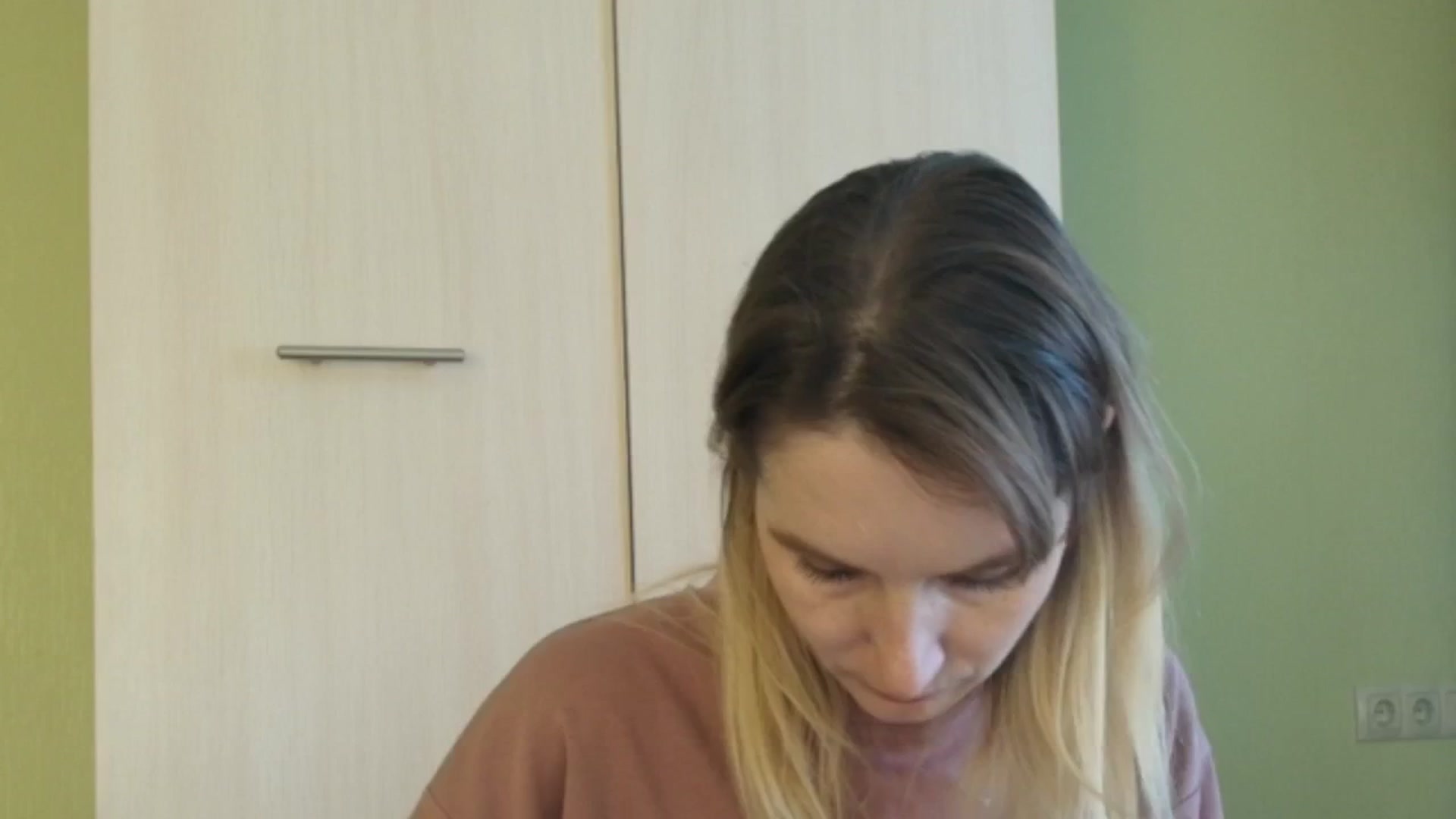 Gallery image thumbnail from HalynatheBest's myfreecams stream on, 03/24/2026, 12:06 image 7 of 20