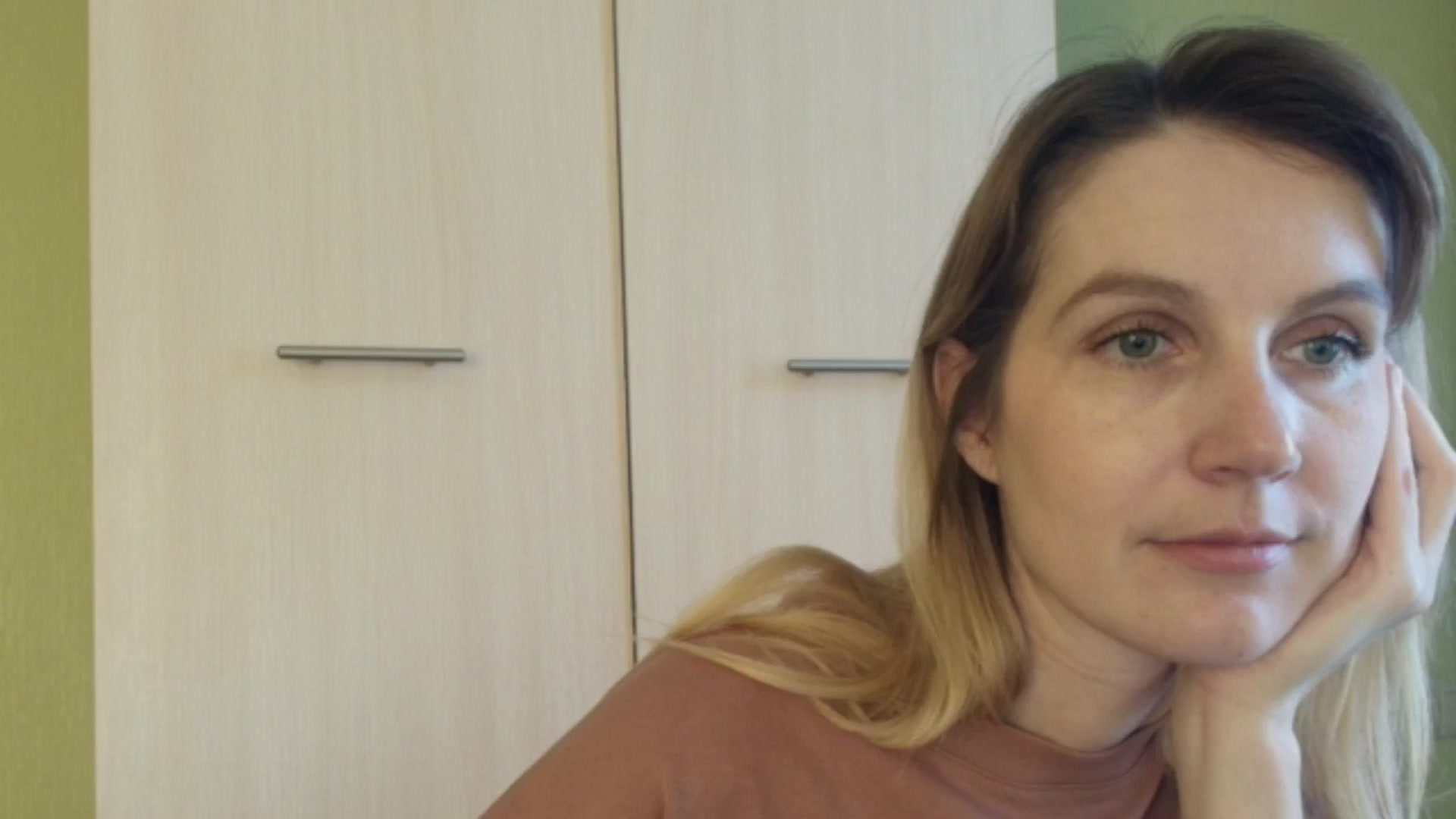 Gallery image thumbnail from HalynatheBest's myfreecams stream on, 03/24/2026, 12:06 image 17 of 20