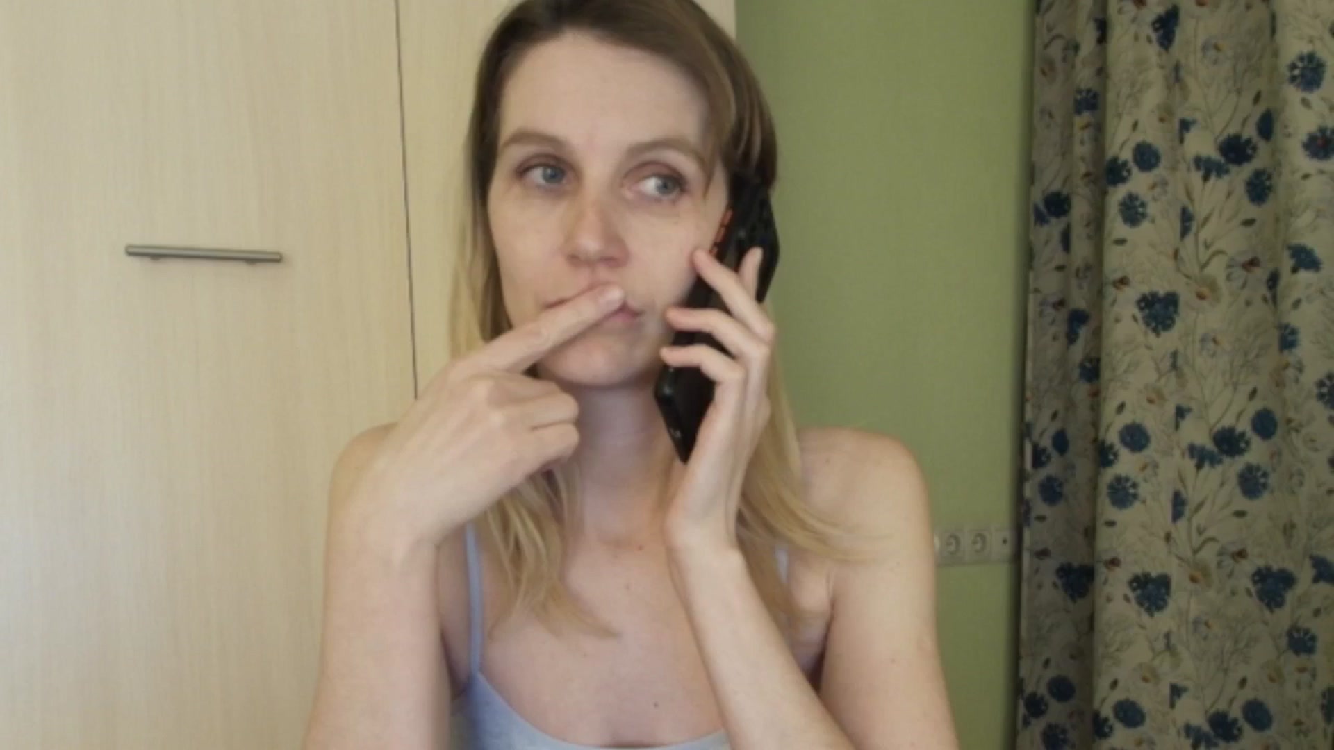 Gallery image thumbnail from HalynatheBest's myfreecams stream on, 03/24/2026, 20:44 image 15 of 20