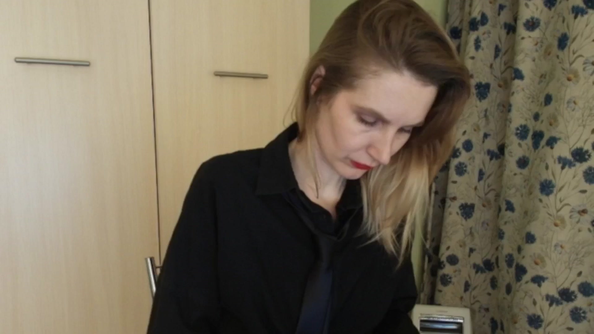 Gallery image thumbnail from HalynatheBest's myfreecams stream on, 04/07/2026, 20:04 image 8 of 20
