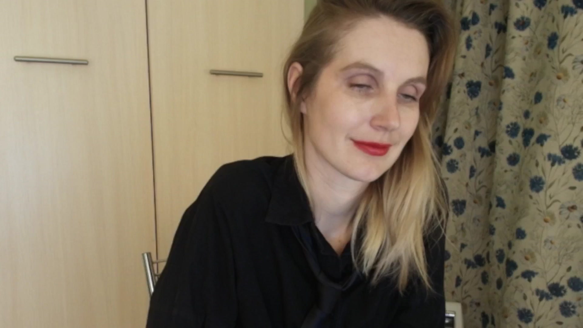 Gallery image thumbnail from HalynatheBest's myfreecams stream on, 04/07/2026, 20:04 image 7 of 20