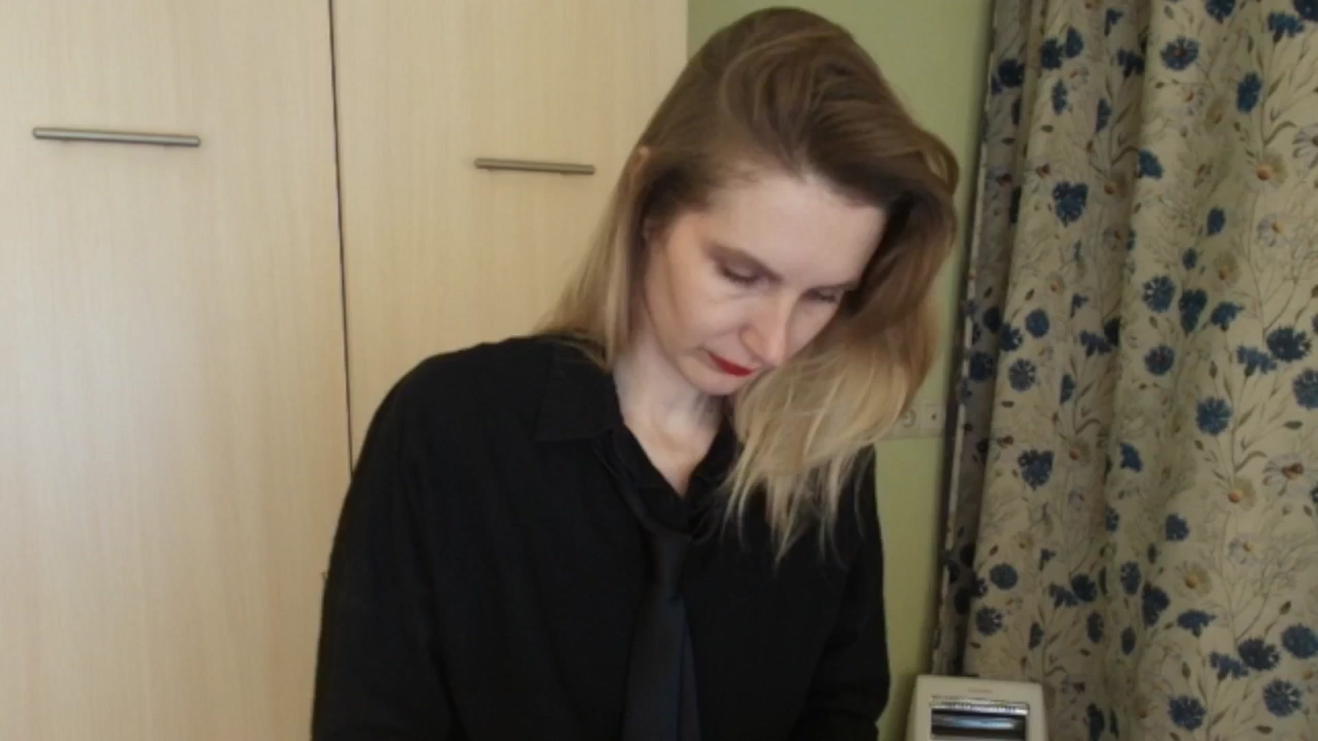 Gallery image thumbnail from HalynatheBest's myfreecams stream on, 04/07/2026, 20:04 image 1 of 20