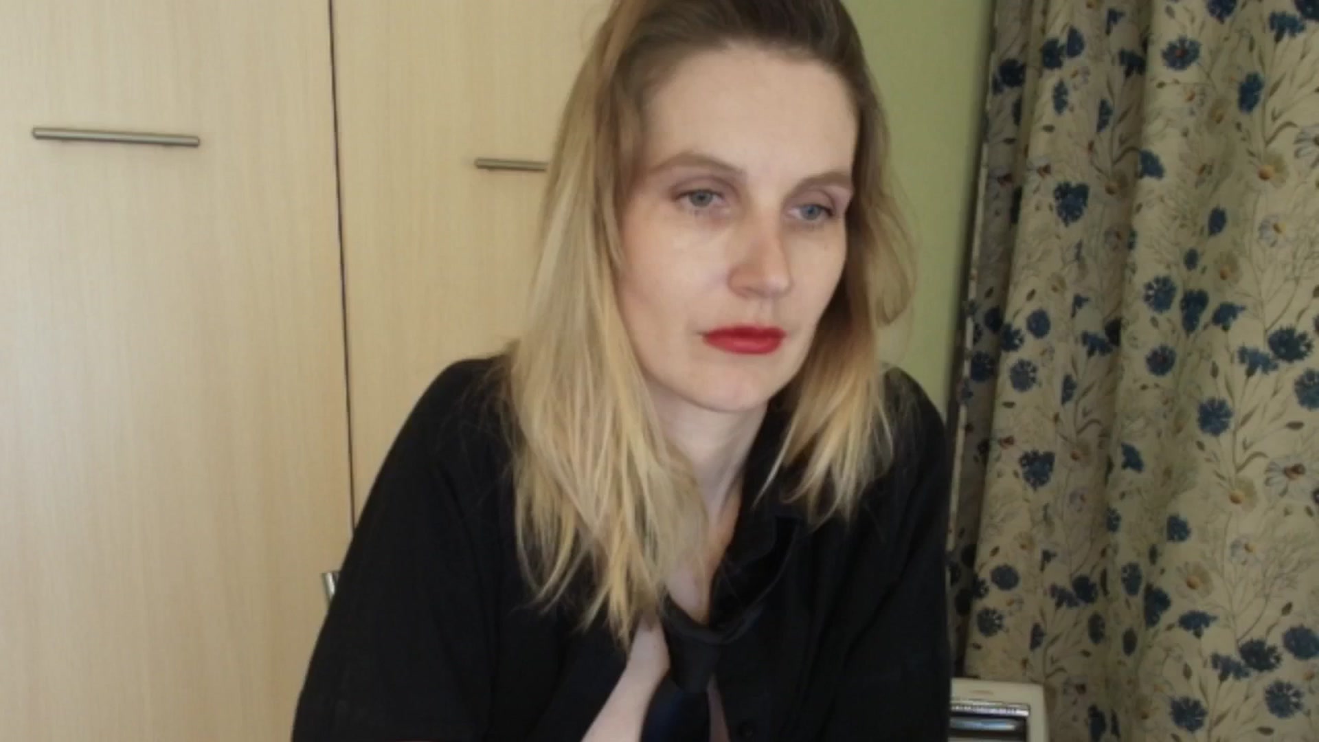 Gallery image thumbnail from HalynatheBest's myfreecams stream on, 04/07/2026, 20:04 image 15 of 20