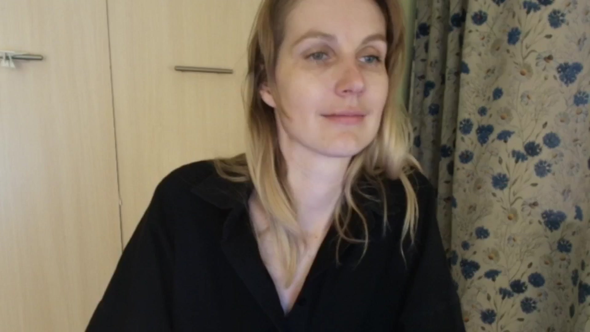 Gallery image thumbnail from HalynatheBest's myfreecams stream on, 04/14/2026, 10:22 image 8 of 20