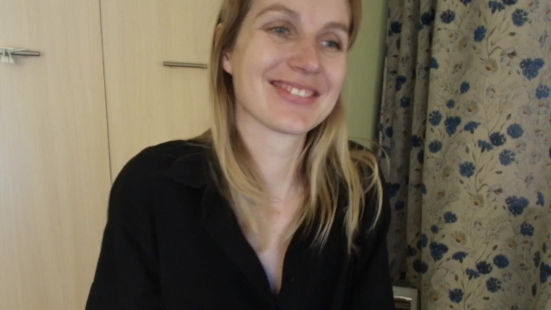 Gallery image thumbnail from HalynatheBest's myfreecams stream on, 04/14/2026, 10:22 image 14 of 20