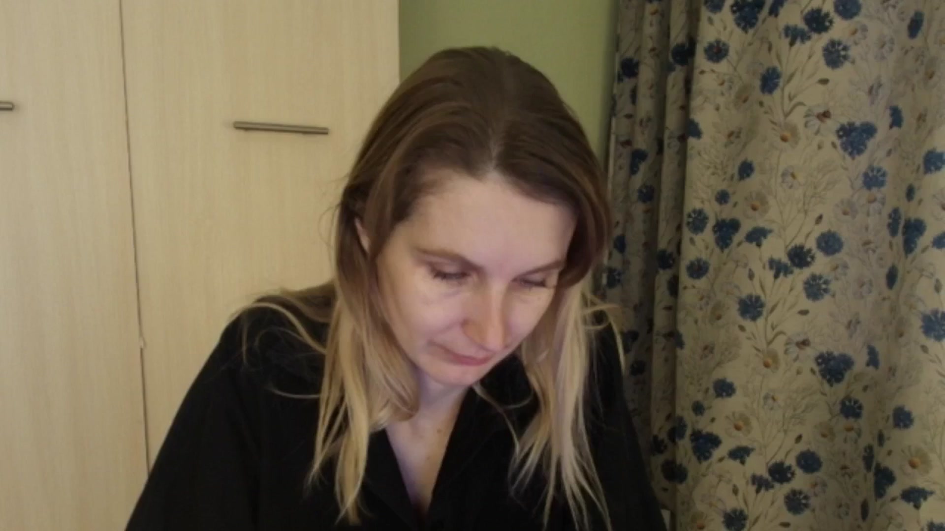 Gallery image thumbnail from HalynatheBest's myfreecams stream on, 04/14/2026, 10:22 image 3 of 20