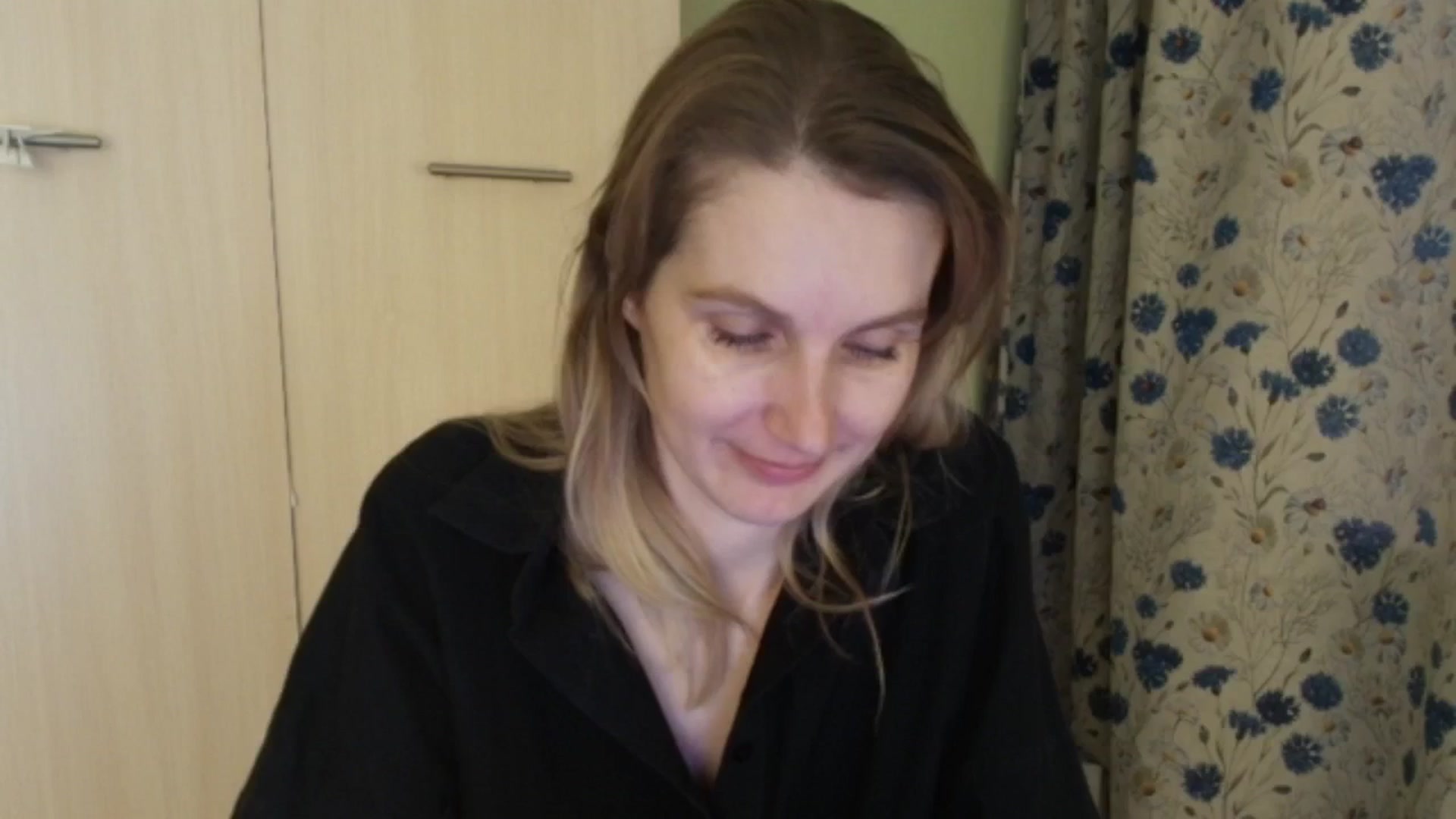 Gallery image thumbnail from HalynatheBest's myfreecams stream on, 04/14/2026, 10:22 image 6 of 20