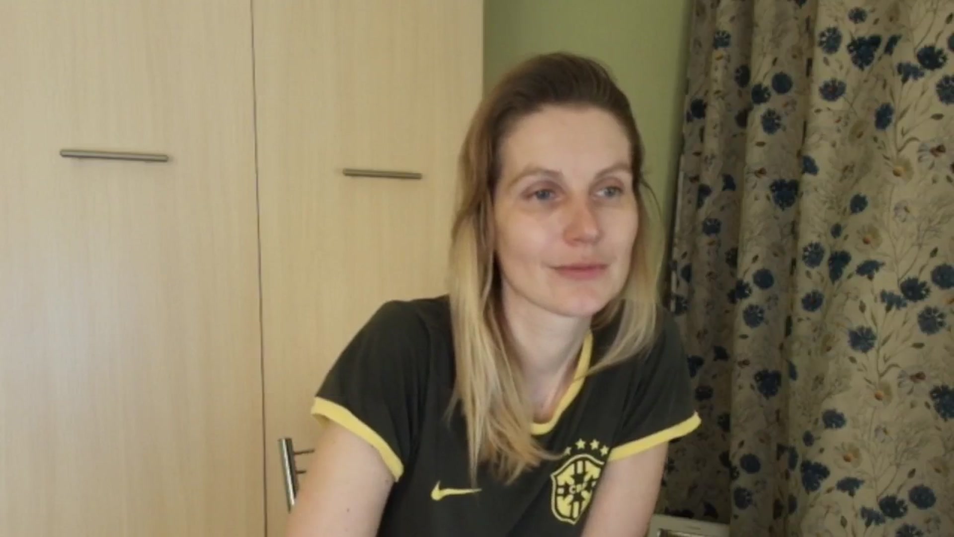 Gallery image thumbnail from HalynatheBest's myfreecams stream on, 04/17/2026, 21:06 image 10 of 20