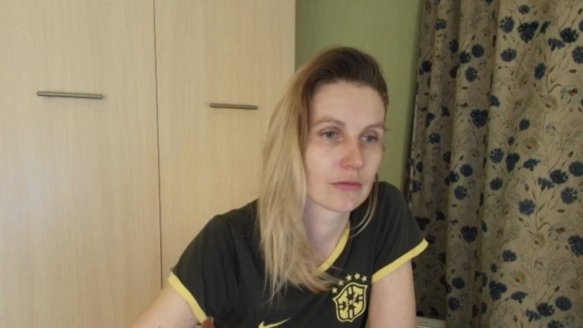 Gallery image thumbnail from HalynatheBest's myfreecams stream on, 04/17/2026, 21:06 image 2 of 20