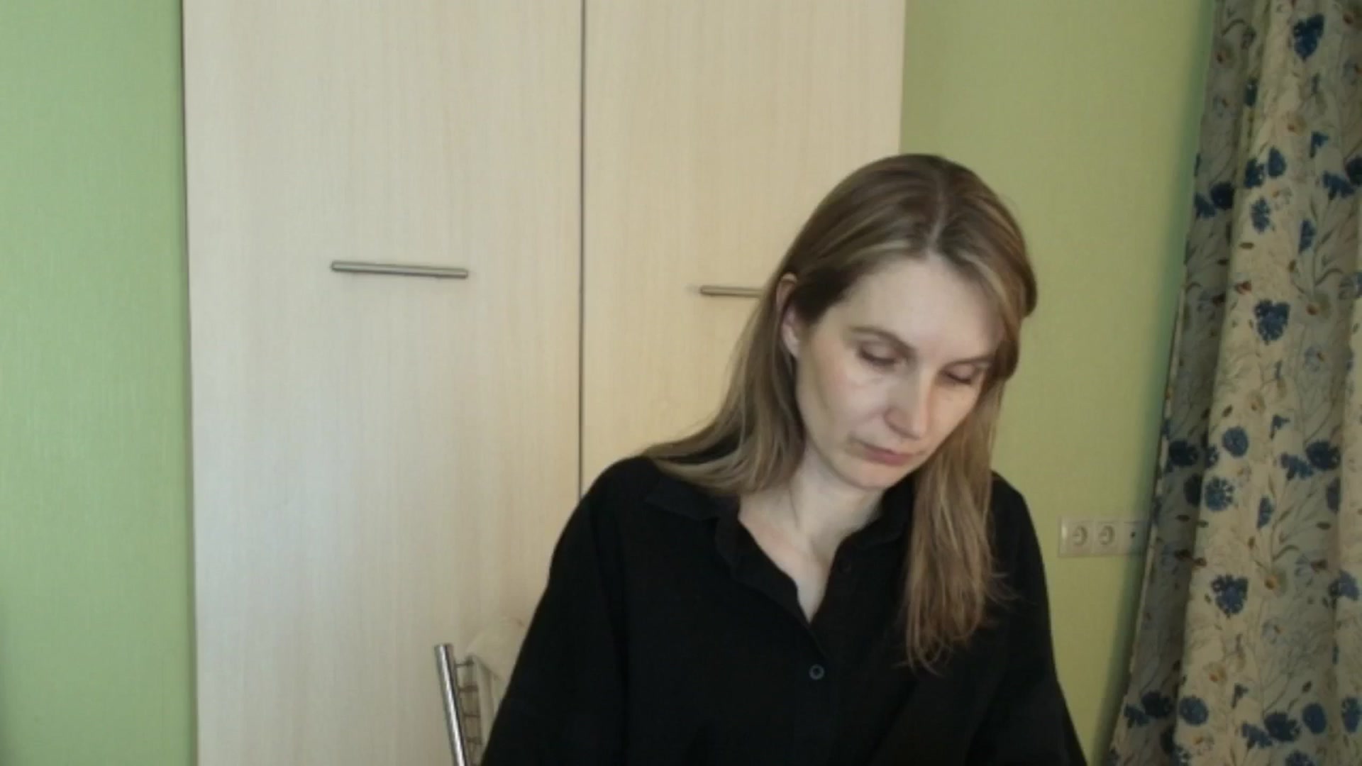 Gallery image thumbnail from HalynatheBest's myfreecams stream on, 04/29/2026, 12:19 image 1 of 20