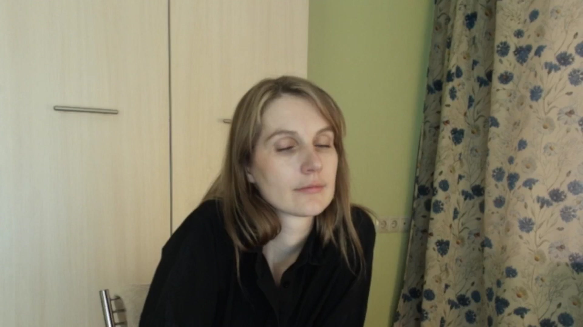 Gallery image thumbnail from HalynatheBest's myfreecams stream on, 04/29/2026, 12:19 image 18 of 20