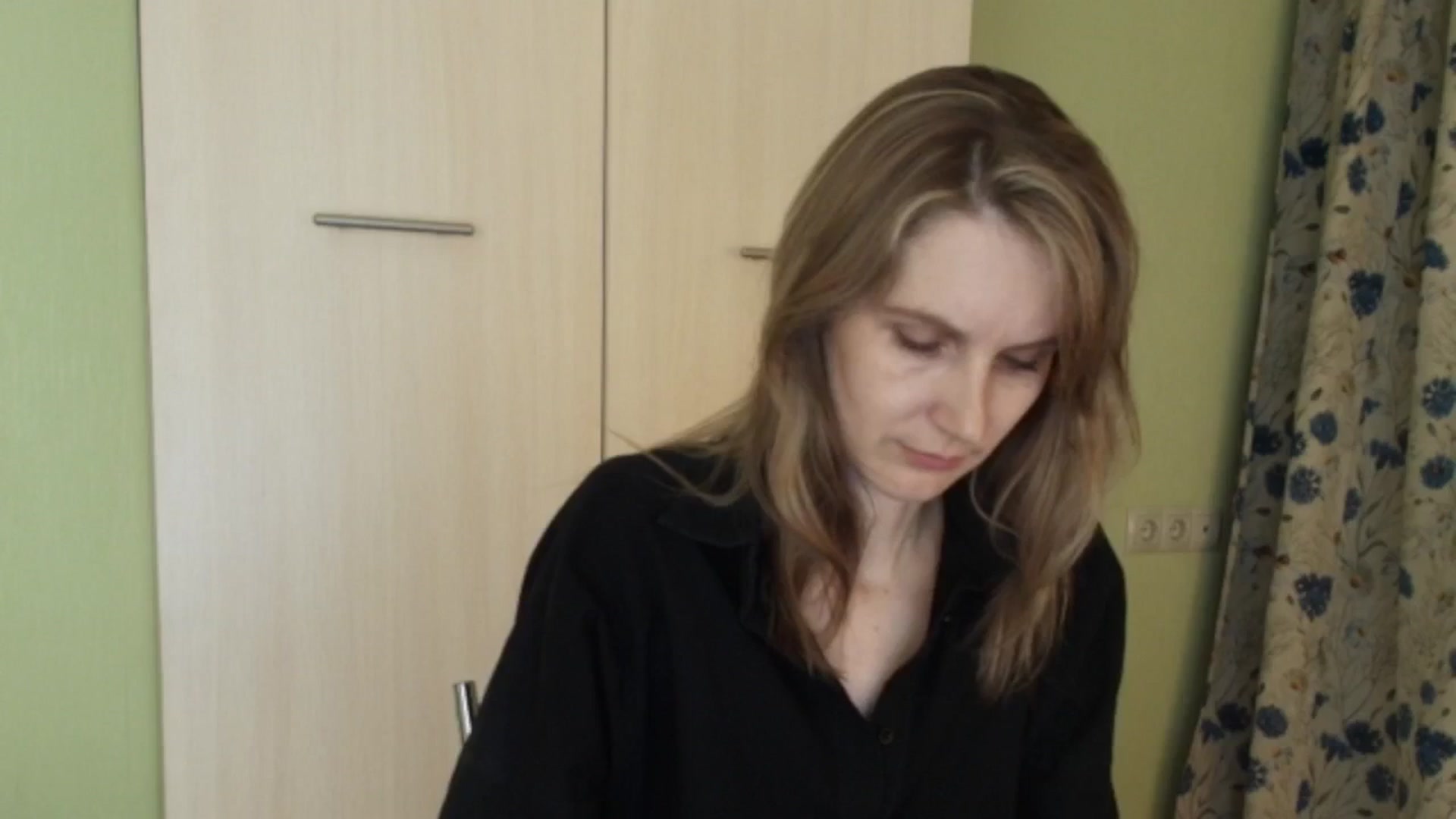 Gallery image thumbnail from HalynatheBest's myfreecams stream on, 04/29/2026, 20:28 image 14 of 20