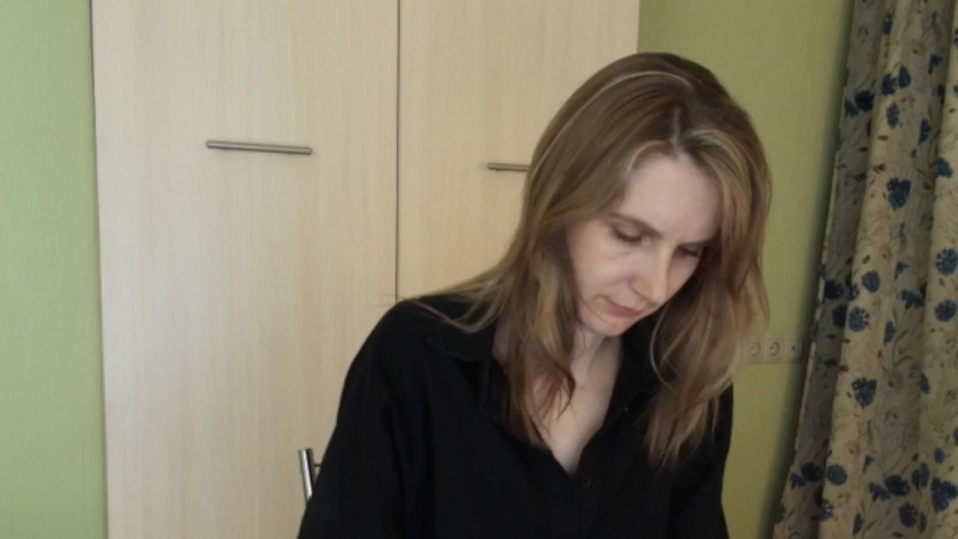 Gallery image thumbnail from HalynatheBest's myfreecams stream on, 04/29/2026, 20:28 image 15 of 20