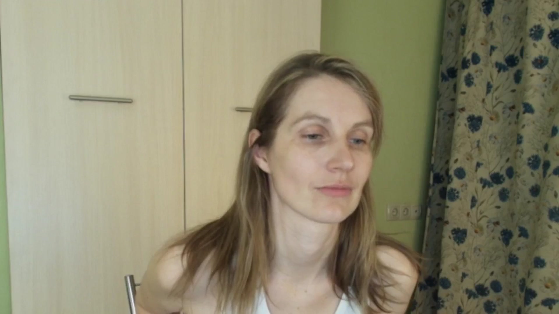 Gallery image thumbnail from HalynatheBest's myfreecams stream on, 05/02/2026, 21:34 image 13 of 20