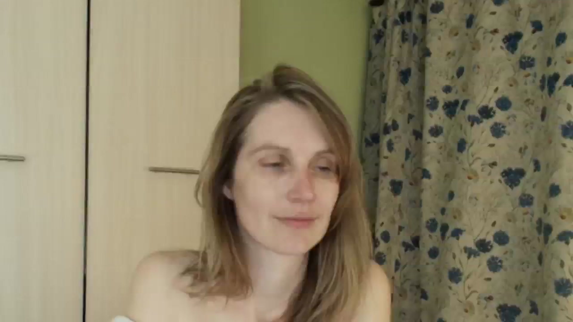 Gallery image thumbnail from HalynatheBest's myfreecams stream on, 05/03/2026, 20:22 image 15 of 20