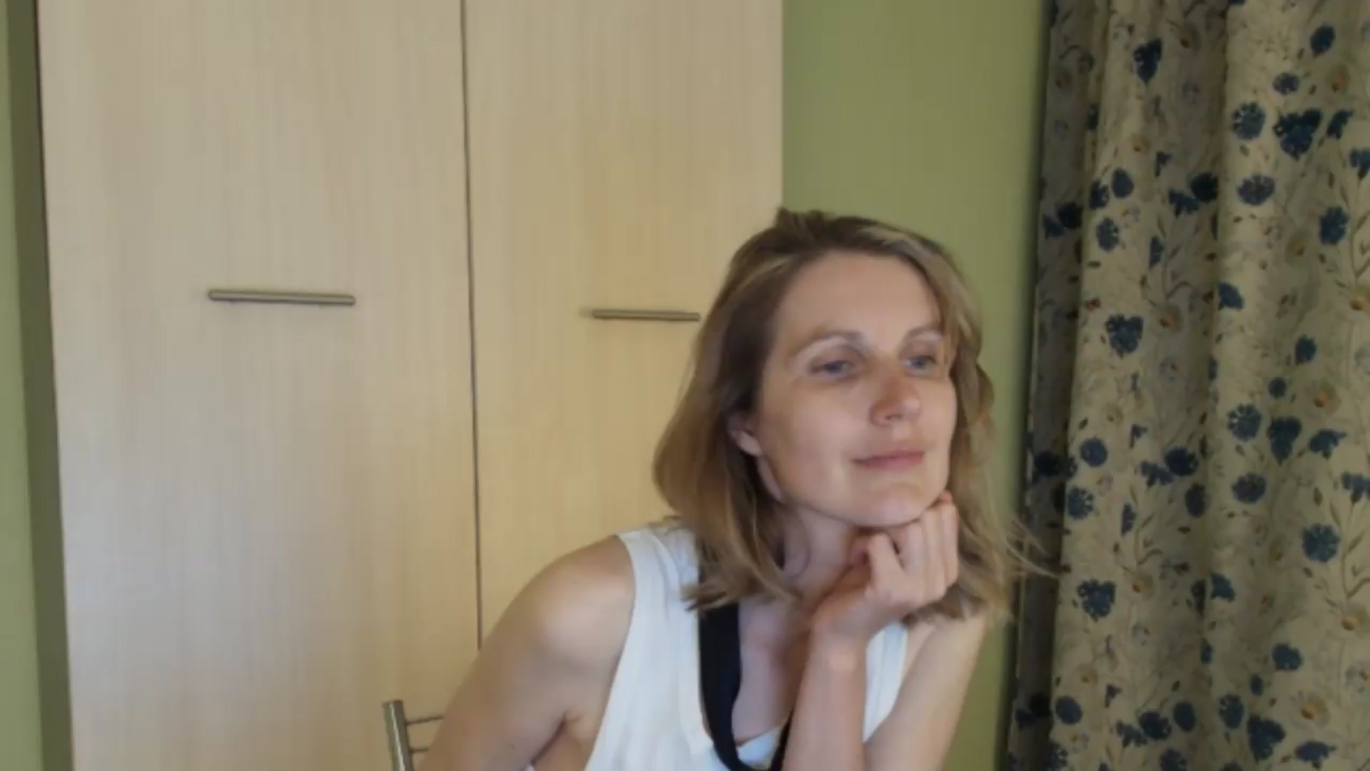 Gallery image thumbnail from HalynatheBest's myfreecams stream on, 05/17/2026, 20:24 image 13 of 20