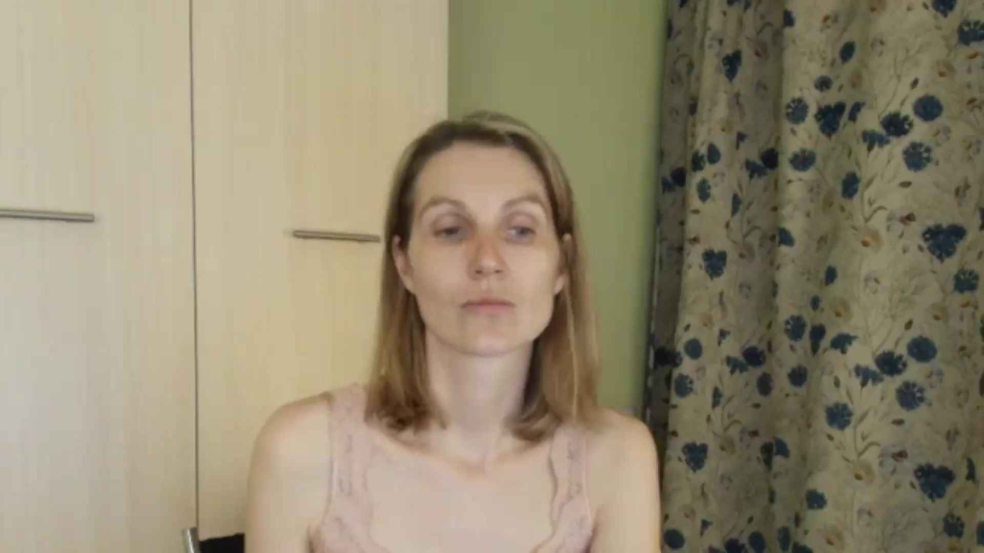 Gallery image thumbnail from HalynatheBest's myfreecams stream on, 05/31/2026, 20:42 image 18 of 20