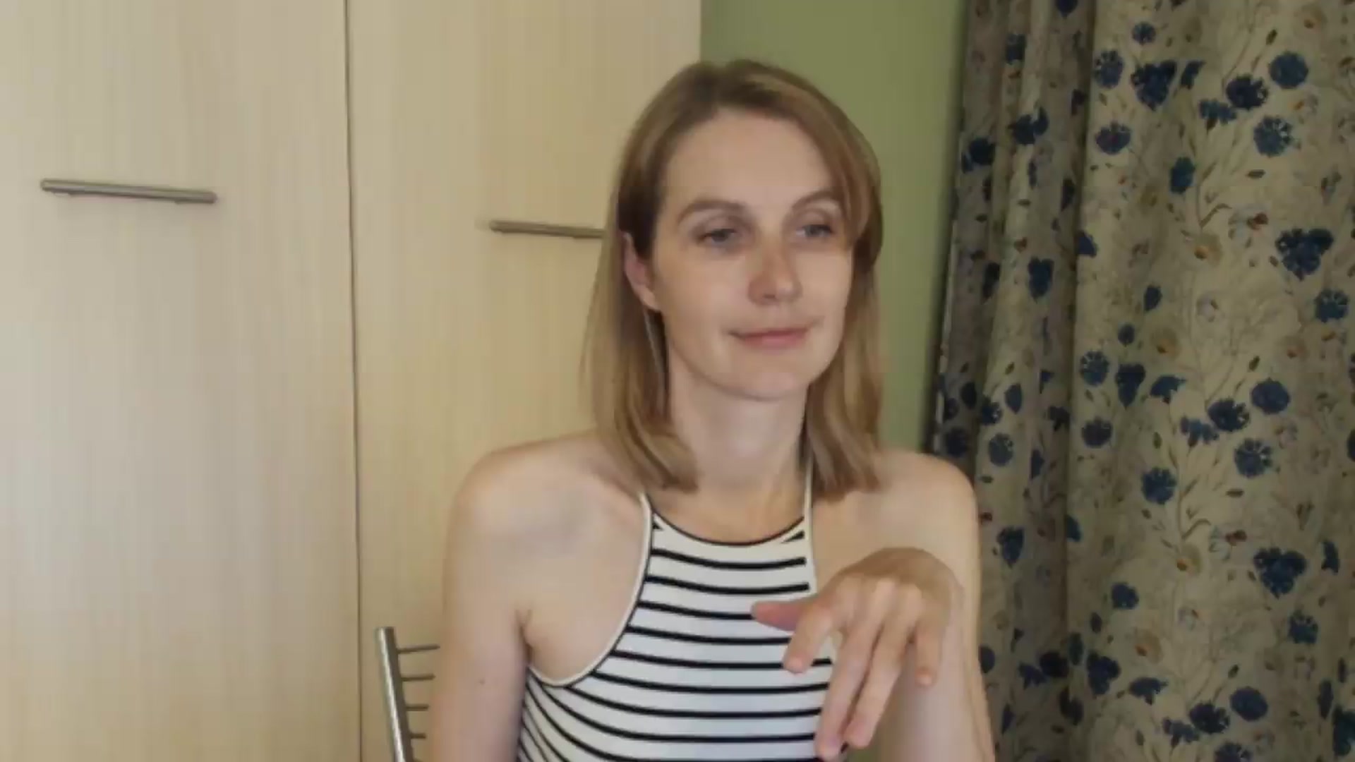 Gallery image thumbnail from HalynatheBest's myfreecams stream on, 06/05/2026, 20:09 image 2 of 20