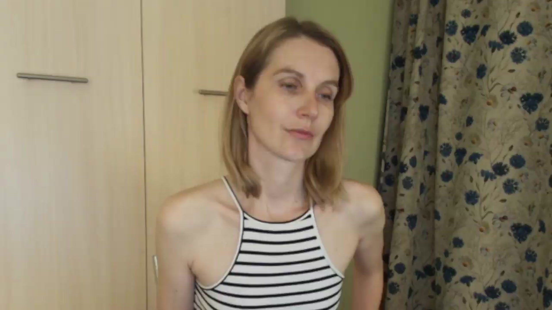 Gallery image thumbnail from HalynatheBest's myfreecams stream on, 06/05/2026, 20:09 image 7 of 20