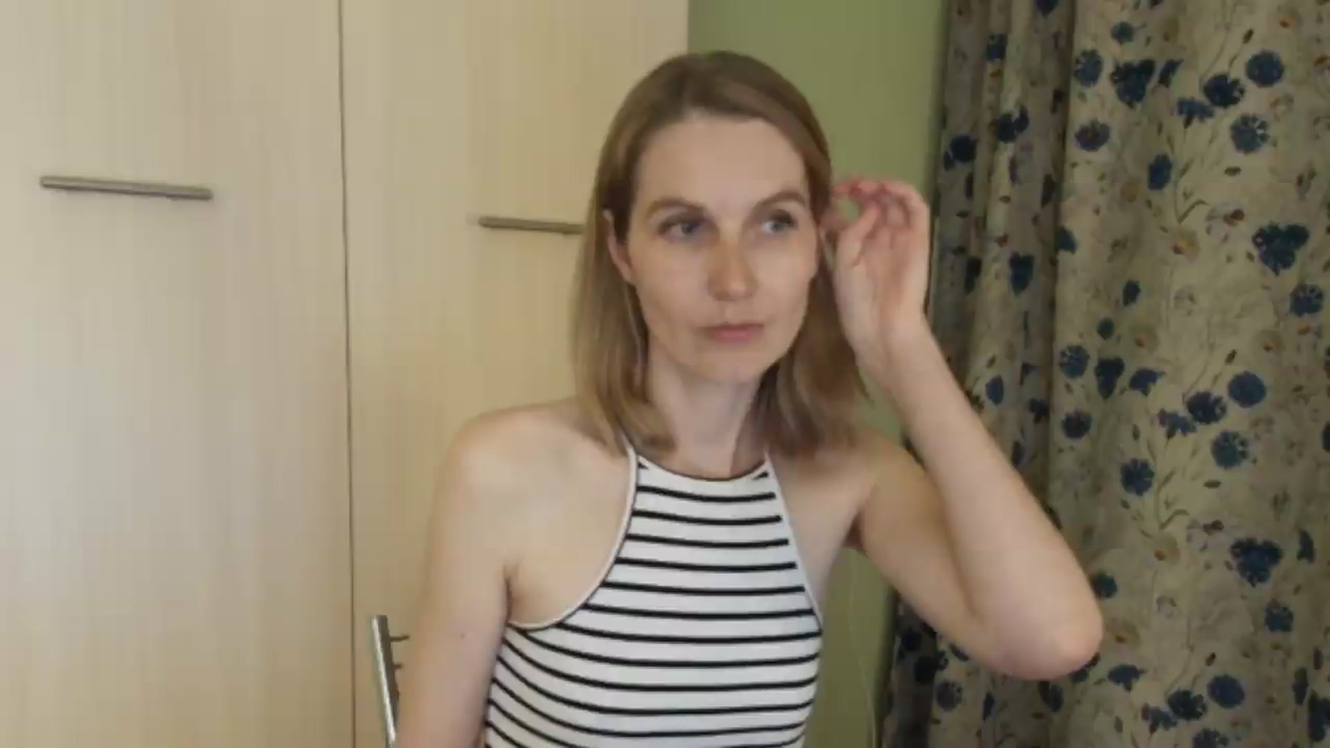 Gallery image thumbnail from HalynatheBest's myfreecams stream on, 06/05/2026, 20:09 image 11 of 20