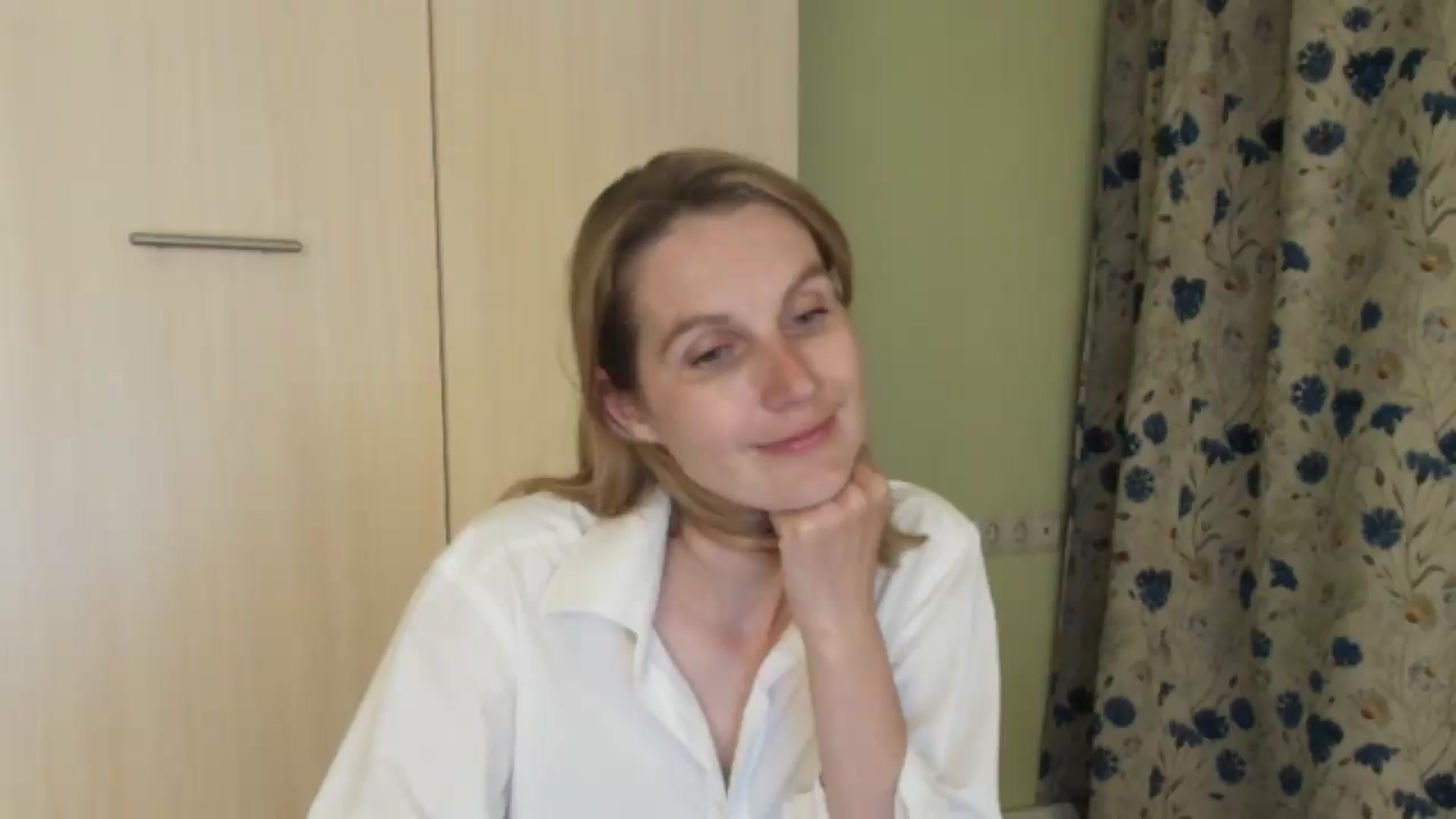 Gallery image thumbnail from HalynatheBest's myfreecams stream on, 06/07/2026, 21:26 image 15 of 20