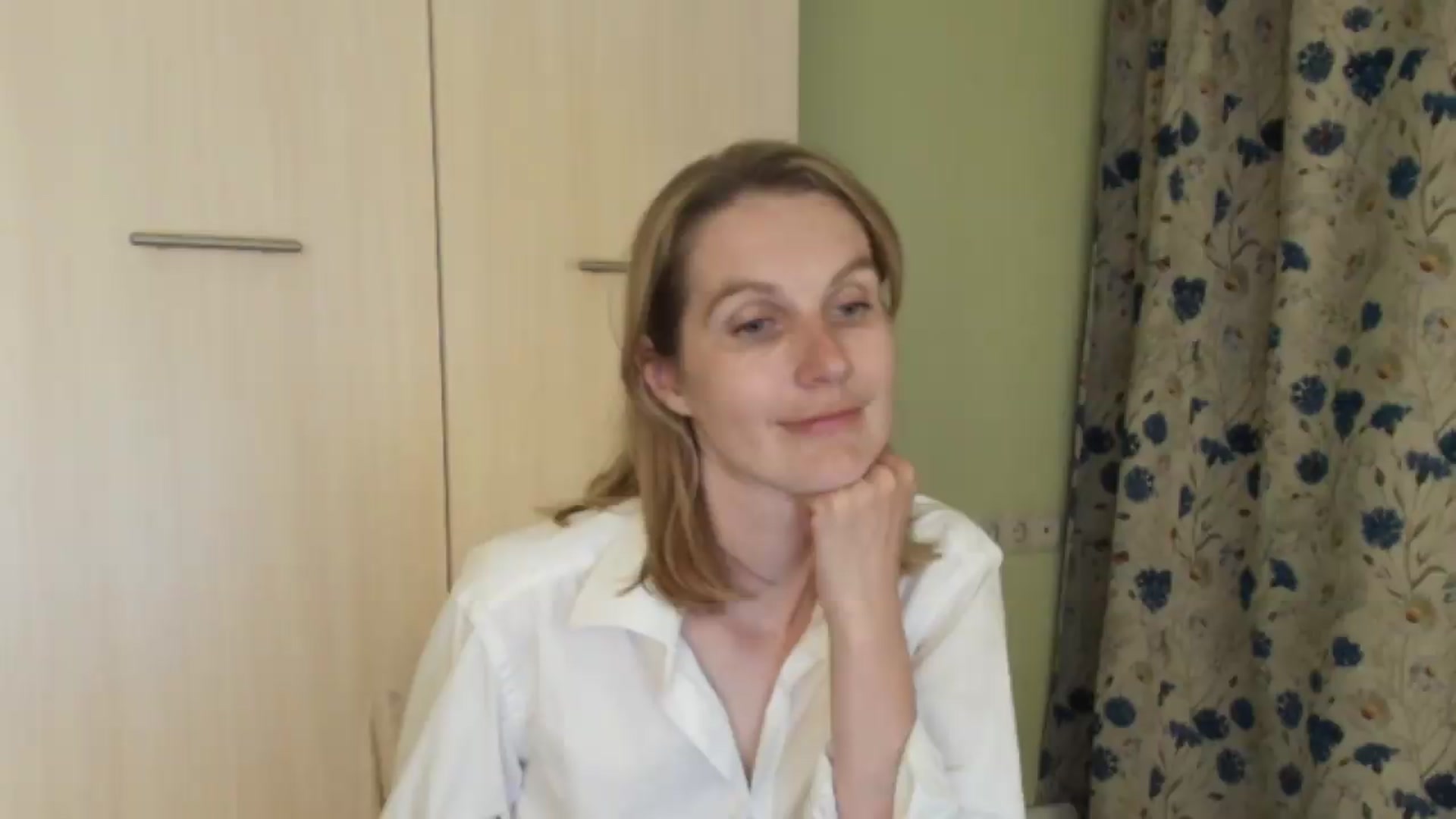 Gallery image thumbnail from HalynatheBest's myfreecams stream on, 06/07/2026, 21:26 image 19 of 20