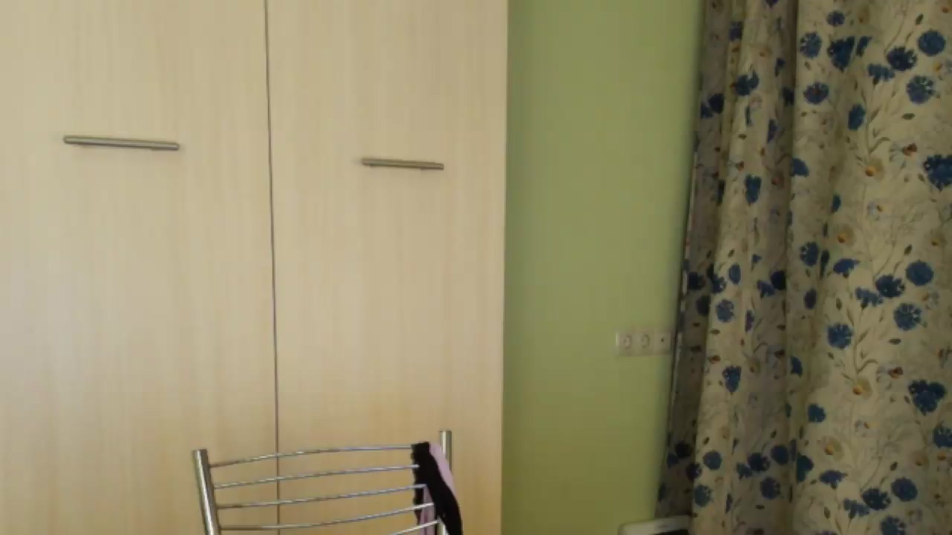 Gallery image thumbnail from HalynatheBest's myfreecams stream on, 06/20/2026, 21:06 image 1 of 20