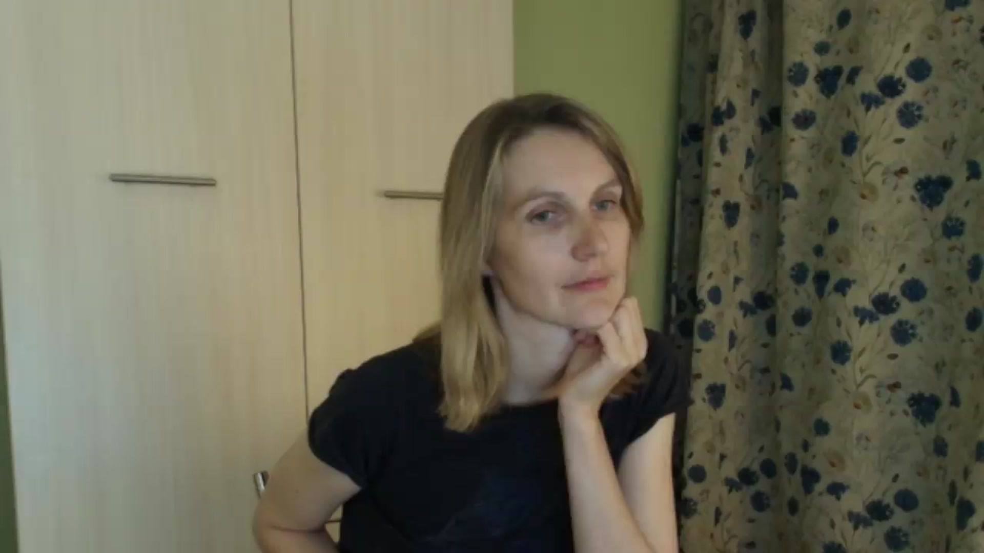 Gallery image thumbnail from HalynatheBest's myfreecams stream on, 07/15/2026, 19:52 image 3 of 20