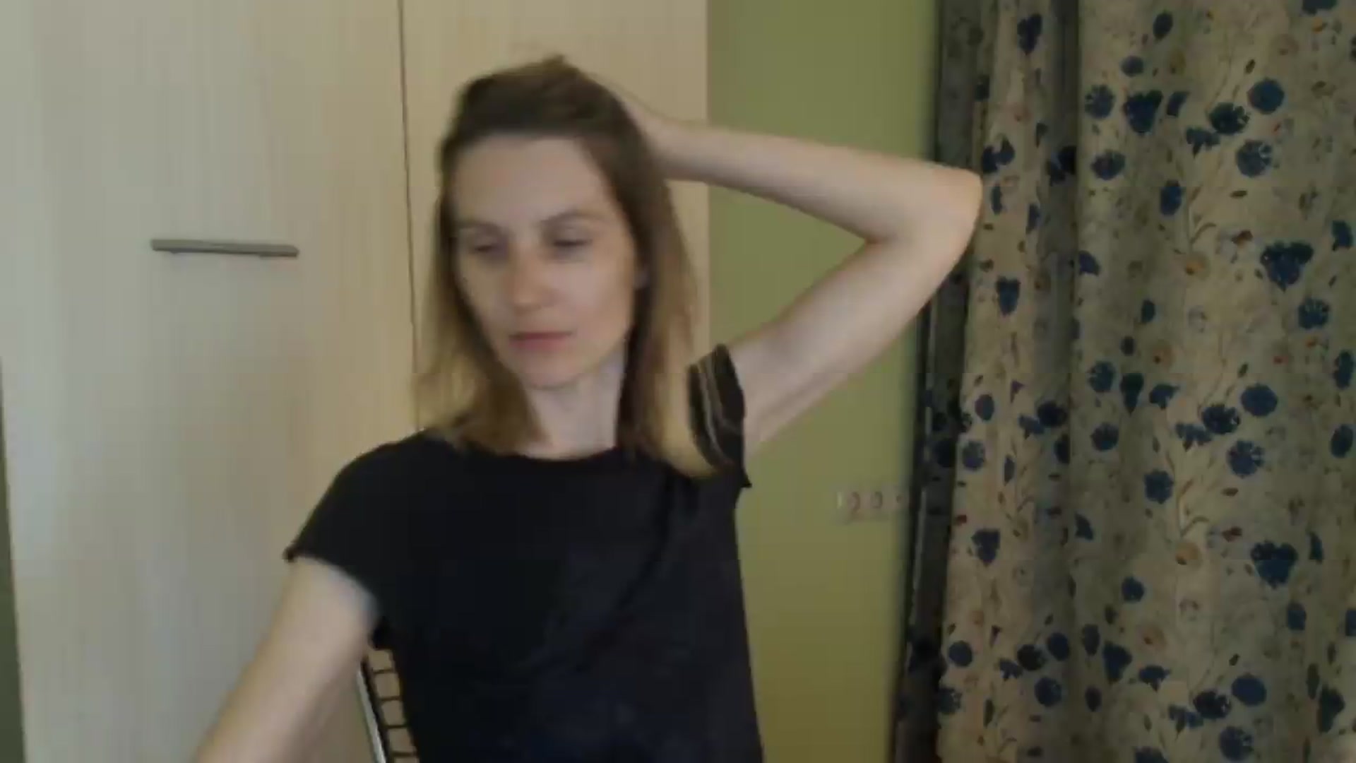 Gallery image thumbnail from HalynatheBest's myfreecams stream on, 07/15/2026, 19:52 image 18 of 20