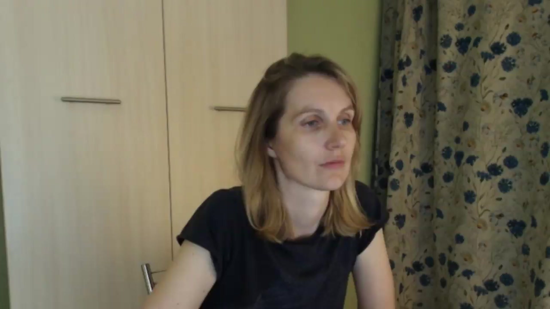 Gallery image thumbnail from HalynatheBest's myfreecams stream on, 07/15/2026, 19:52 image 16 of 20