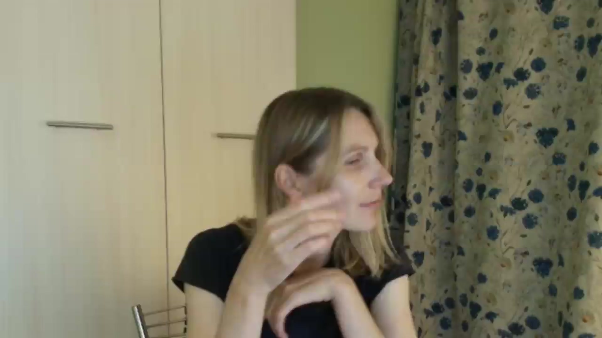 Gallery image thumbnail from HalynatheBest's myfreecams stream on, 07/15/2026, 20:34 image 3 of 20