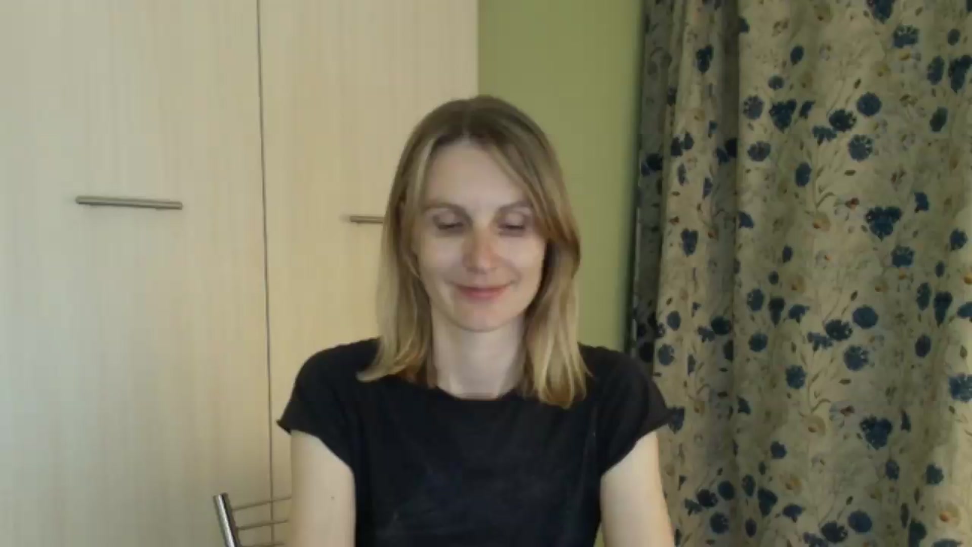 Gallery image thumbnail from HalynatheBest's myfreecams stream on, 07/15/2026, 20:34 image 4 of 20